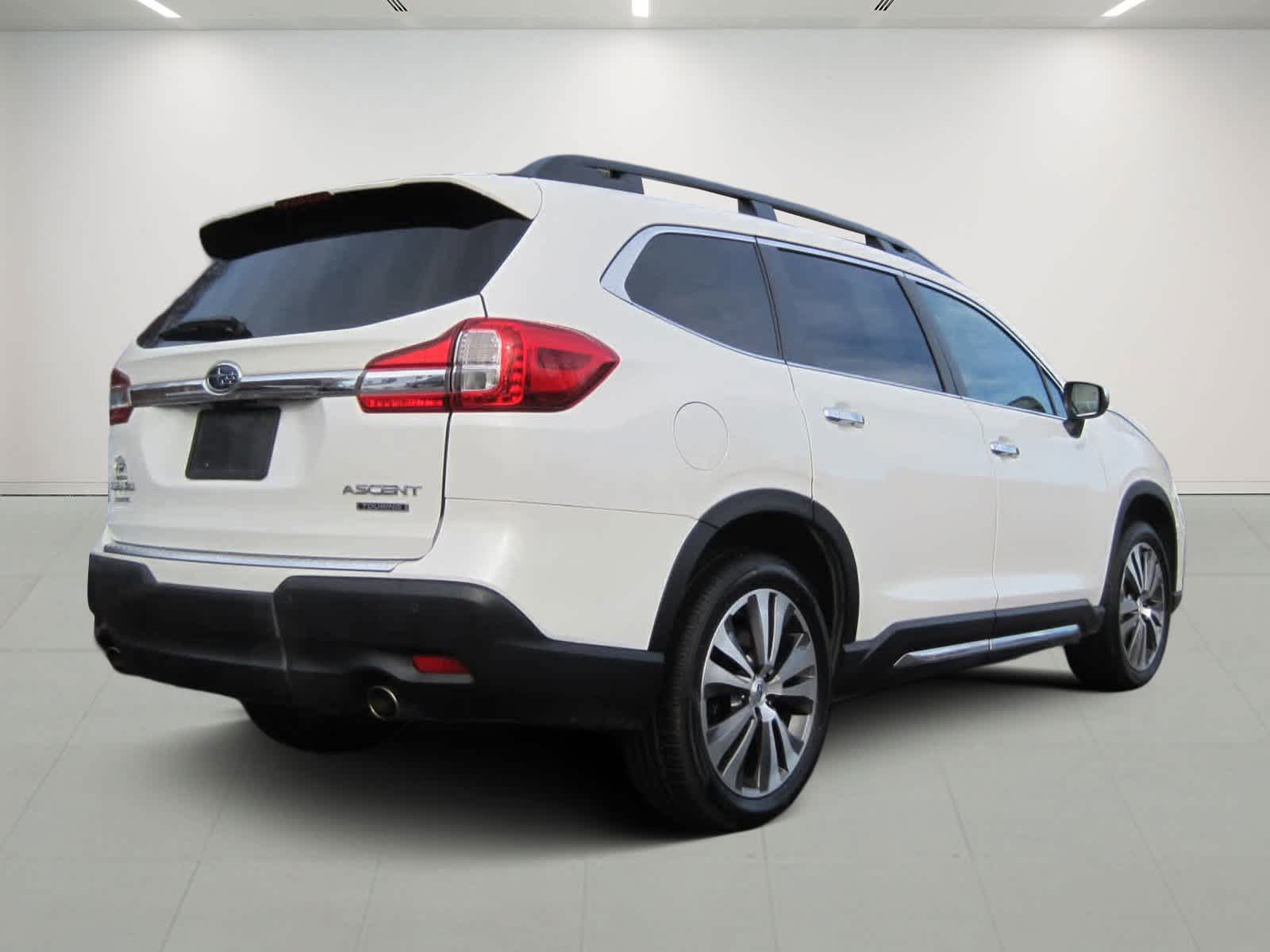 used 2022 Subaru Ascent car, priced at $33,061