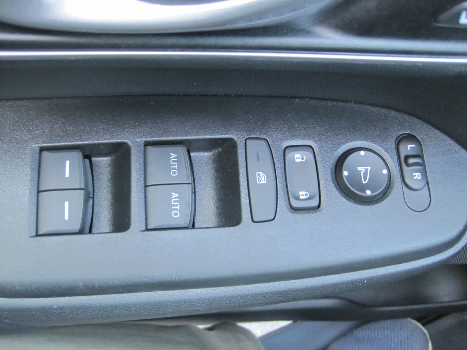 used 2021 Honda CR-V Hybrid car, priced at $30,898