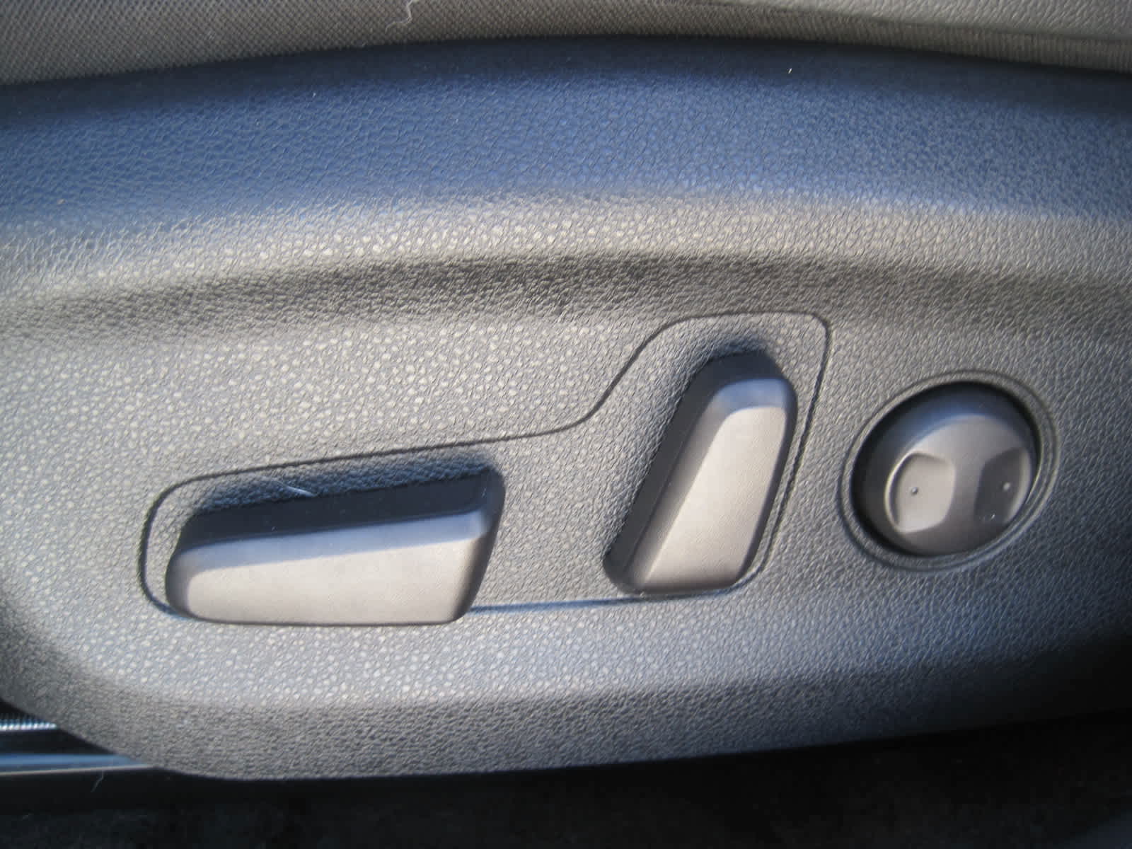 used 2019 Kia Niro EV car, priced at $18,675