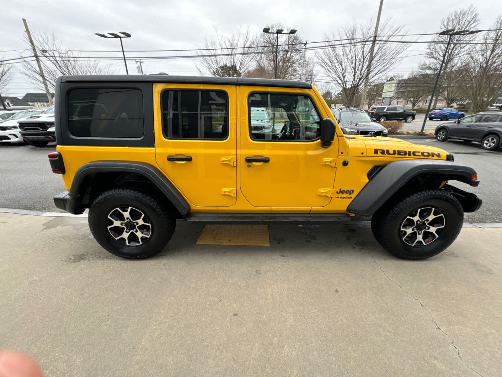 used 2021 Jeep Wrangler car, priced at $33,900