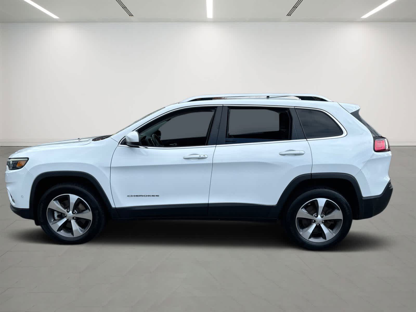 used 2021 Jeep Cherokee car, priced at $24,400