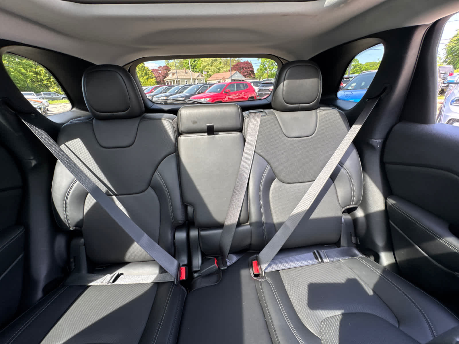 used 2021 Jeep Cherokee car, priced at $24,984