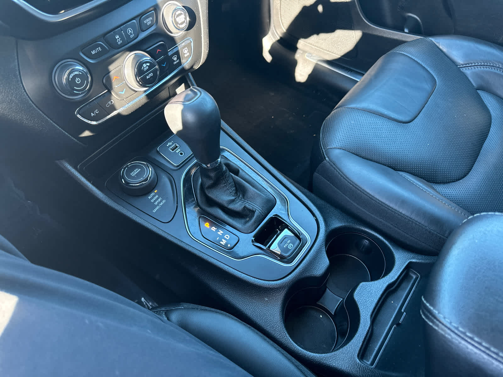 used 2019 Jeep Cherokee car, priced at $20,700