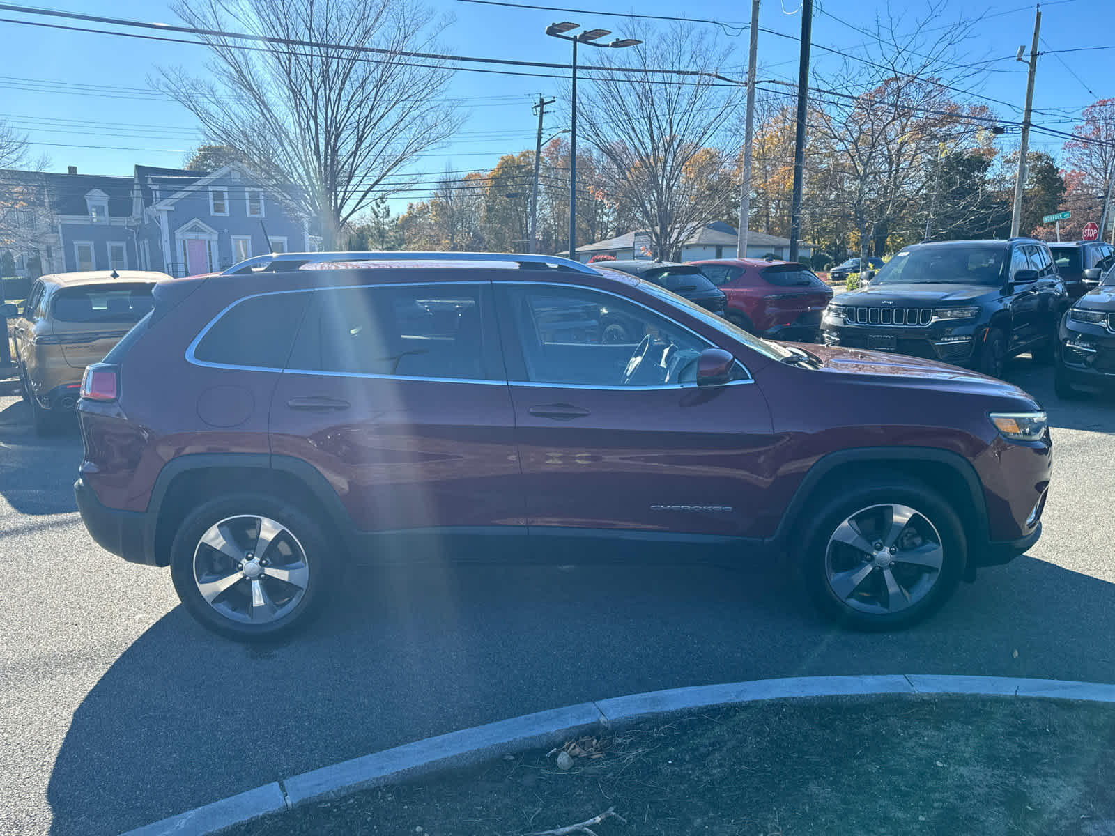 used 2019 Jeep Cherokee car, priced at $20,700