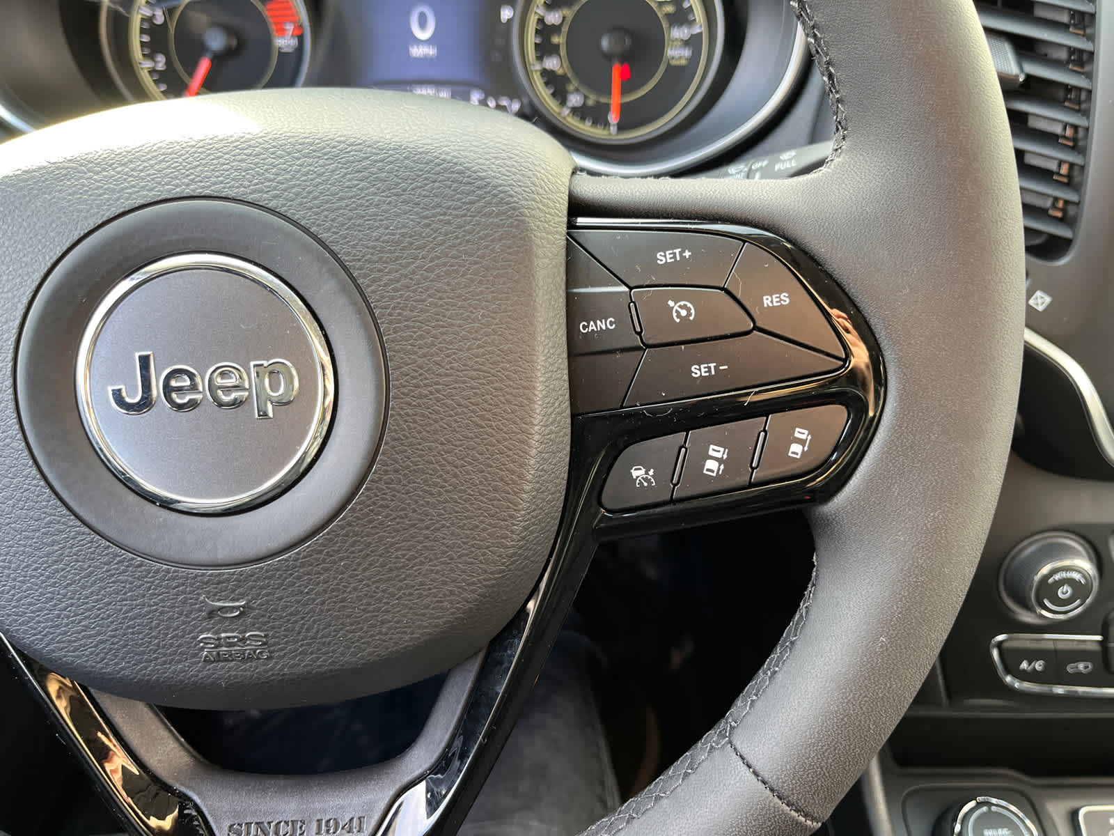 used 2023 Jeep Cherokee car, priced at $30,900