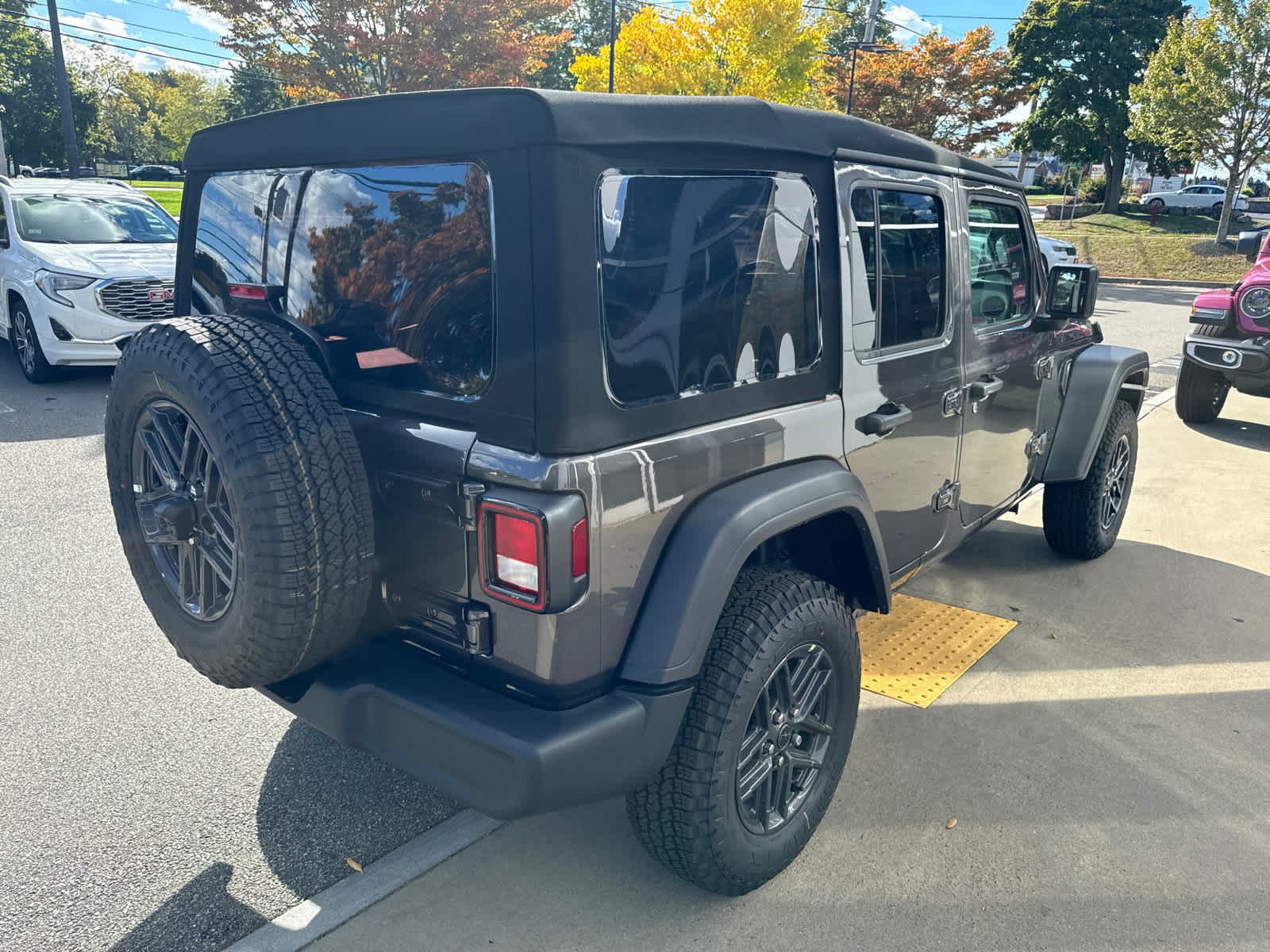 new 2024 Jeep Wrangler car, priced at $39,170