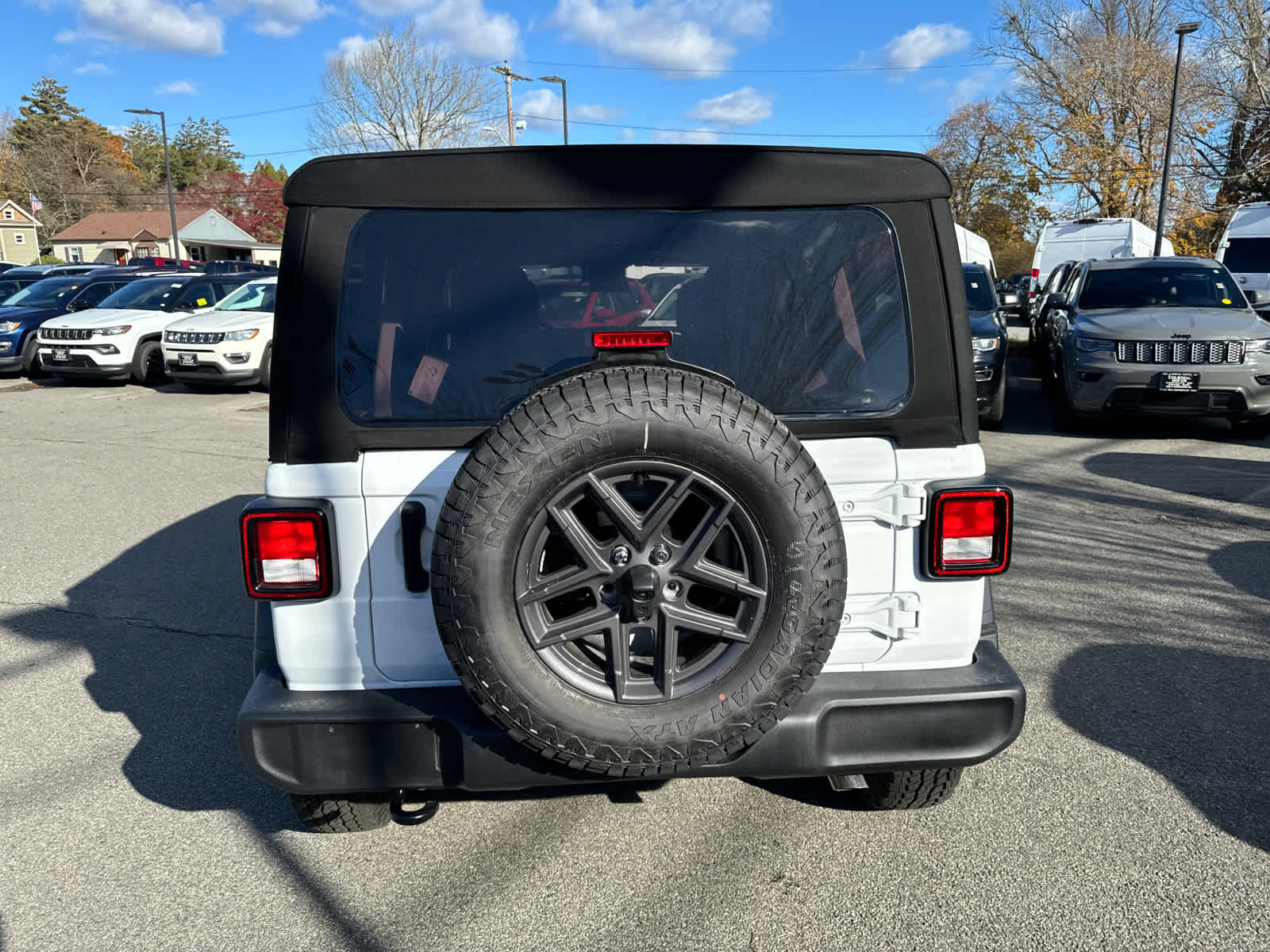 new 2024 Jeep Wrangler car, priced at $38,109