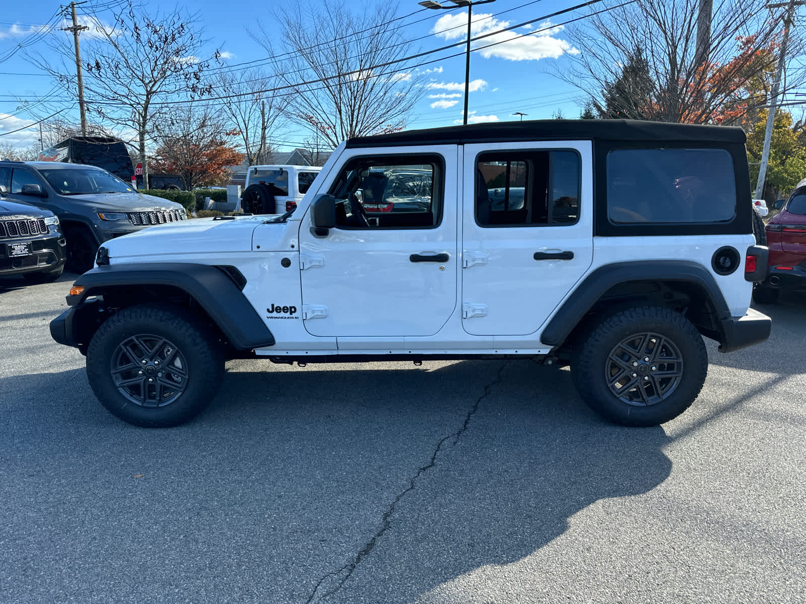 new 2024 Jeep Wrangler car, priced at $38,109