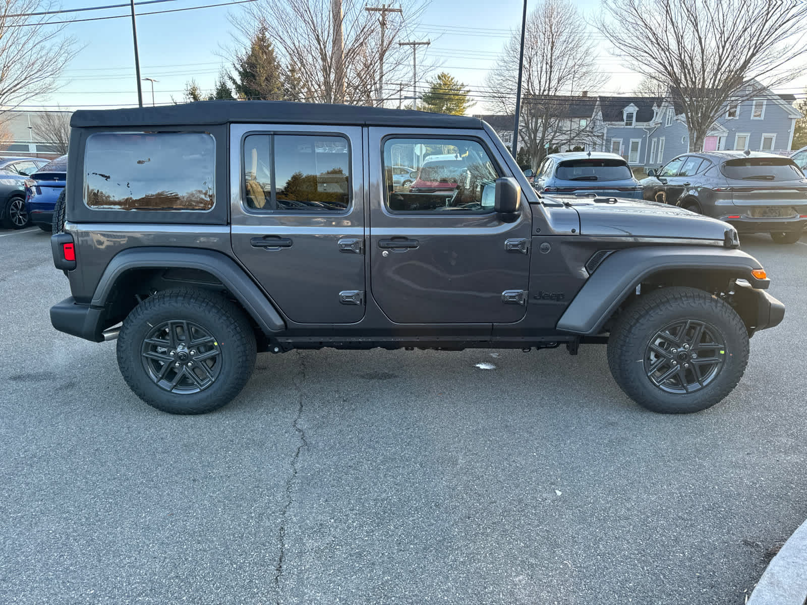 new 2025 Jeep Wrangler car, priced at $42,614