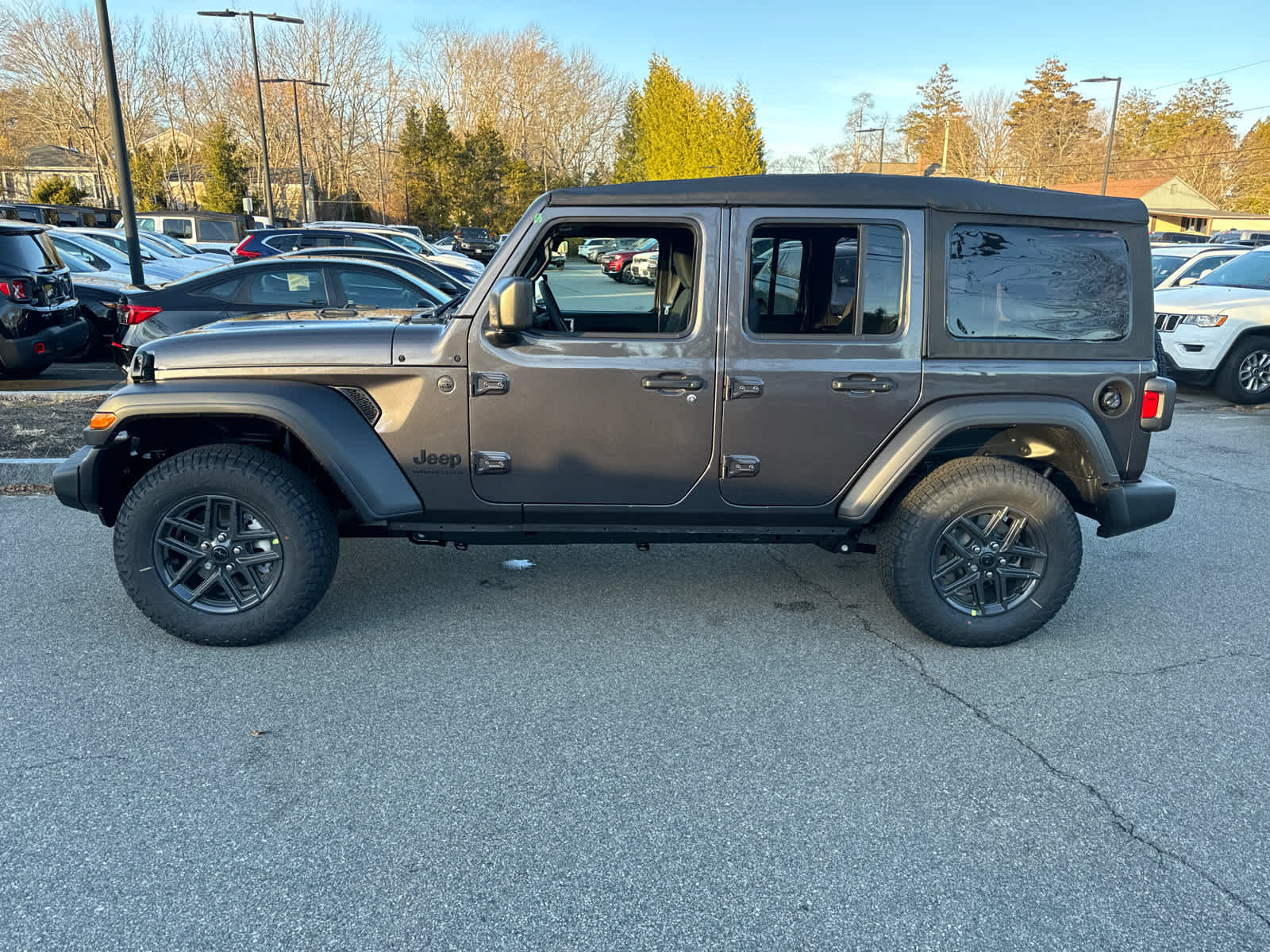 new 2025 Jeep Wrangler car, priced at $42,614