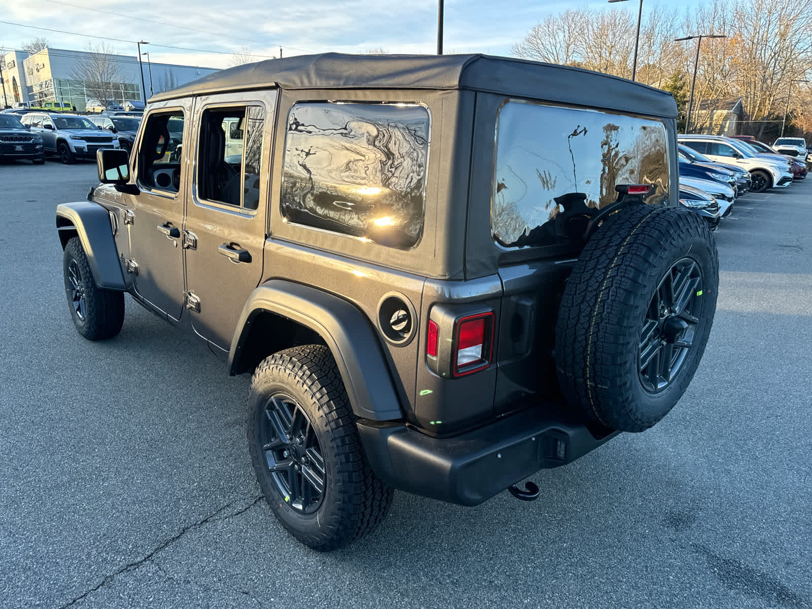 new 2025 Jeep Wrangler car, priced at $42,614