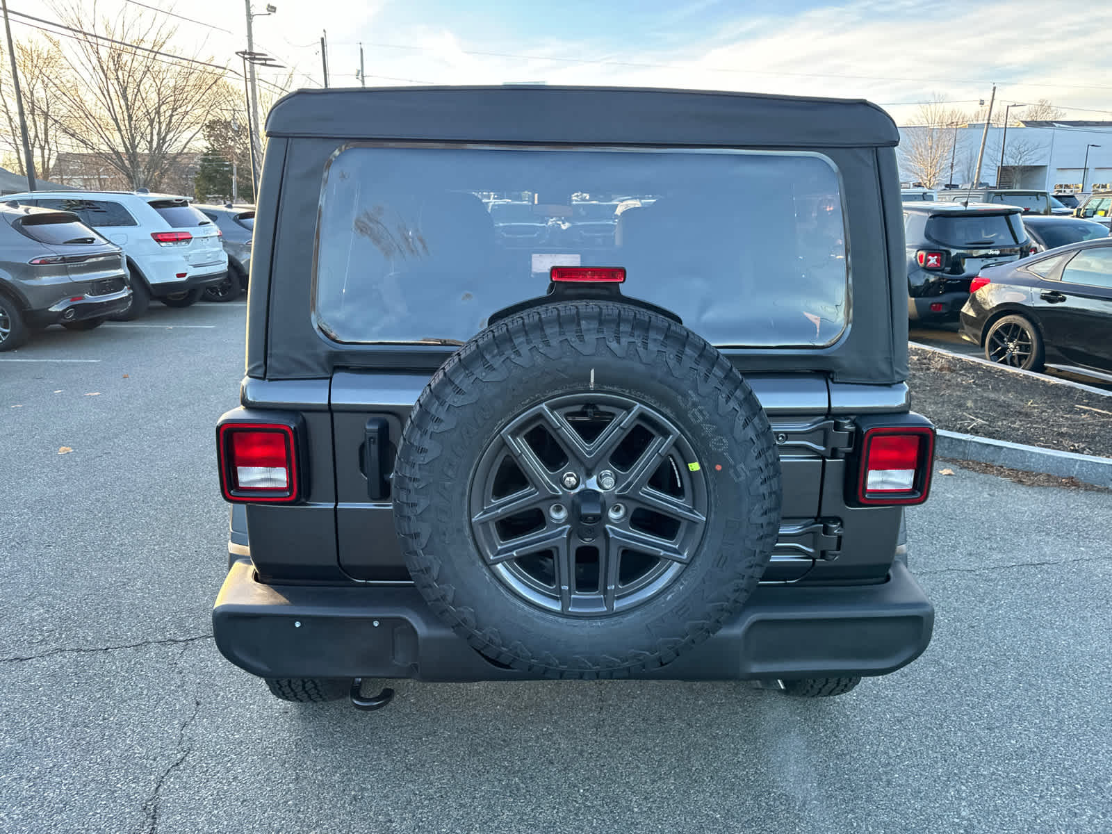 new 2025 Jeep Wrangler car, priced at $42,614