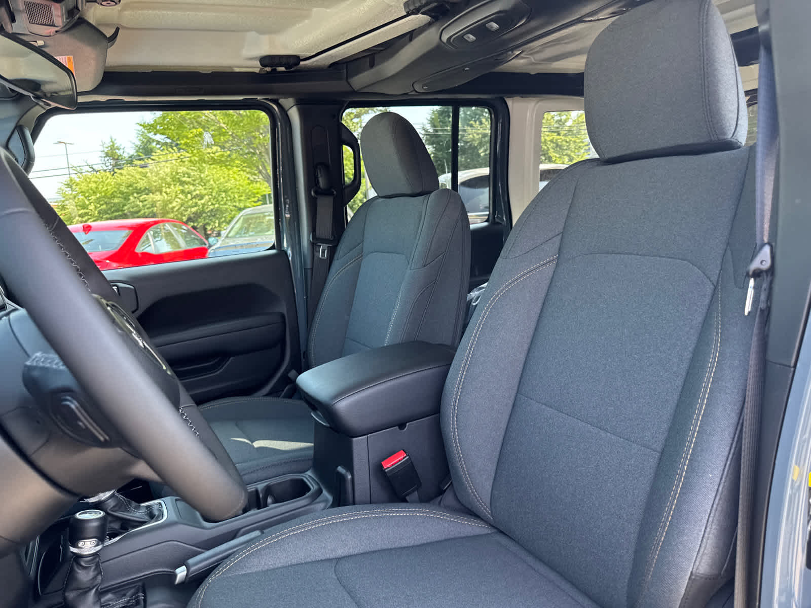 new 2025 Jeep Wrangler car, priced at $39,716