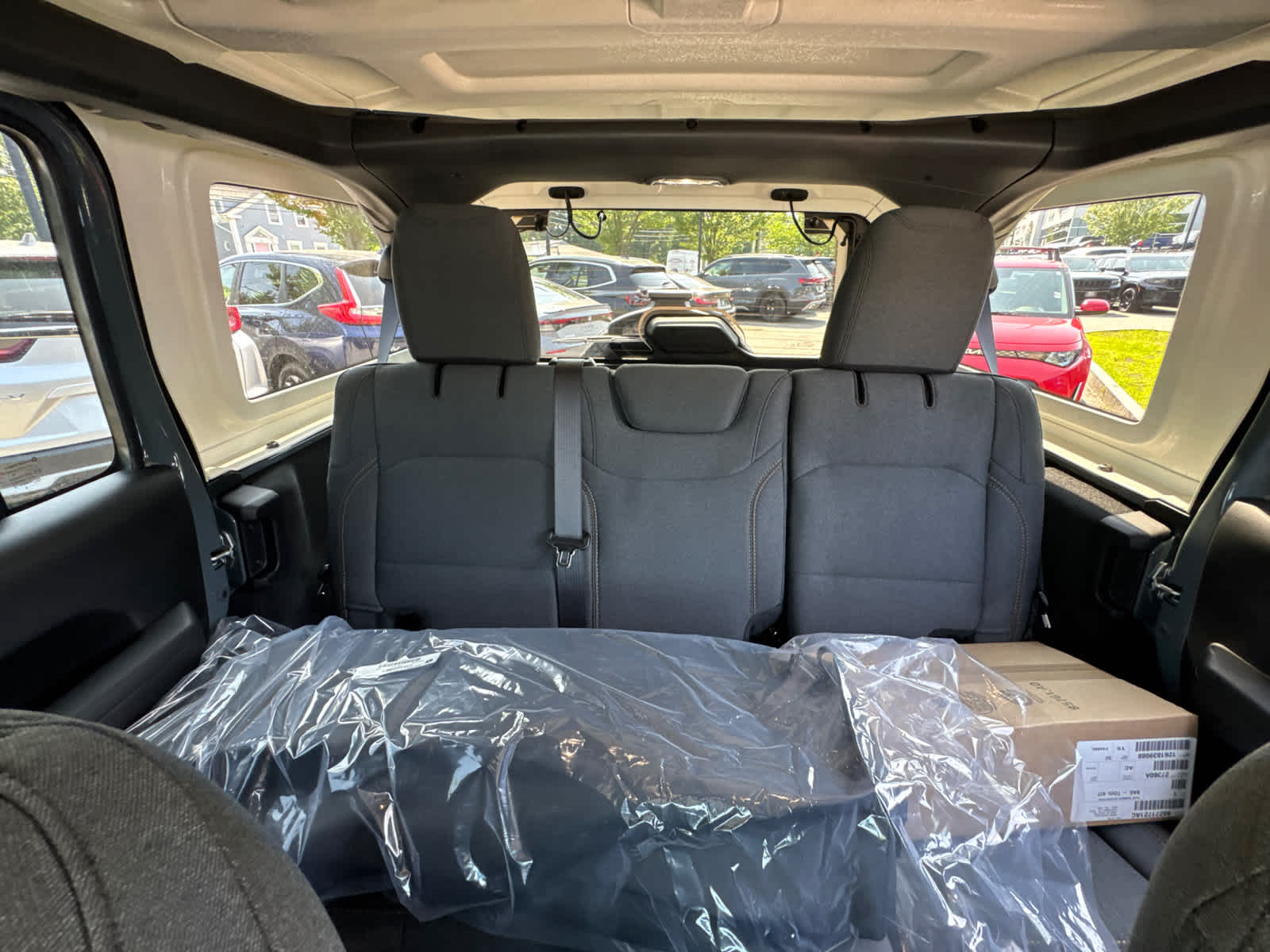 new 2025 Jeep Wrangler car, priced at $39,716