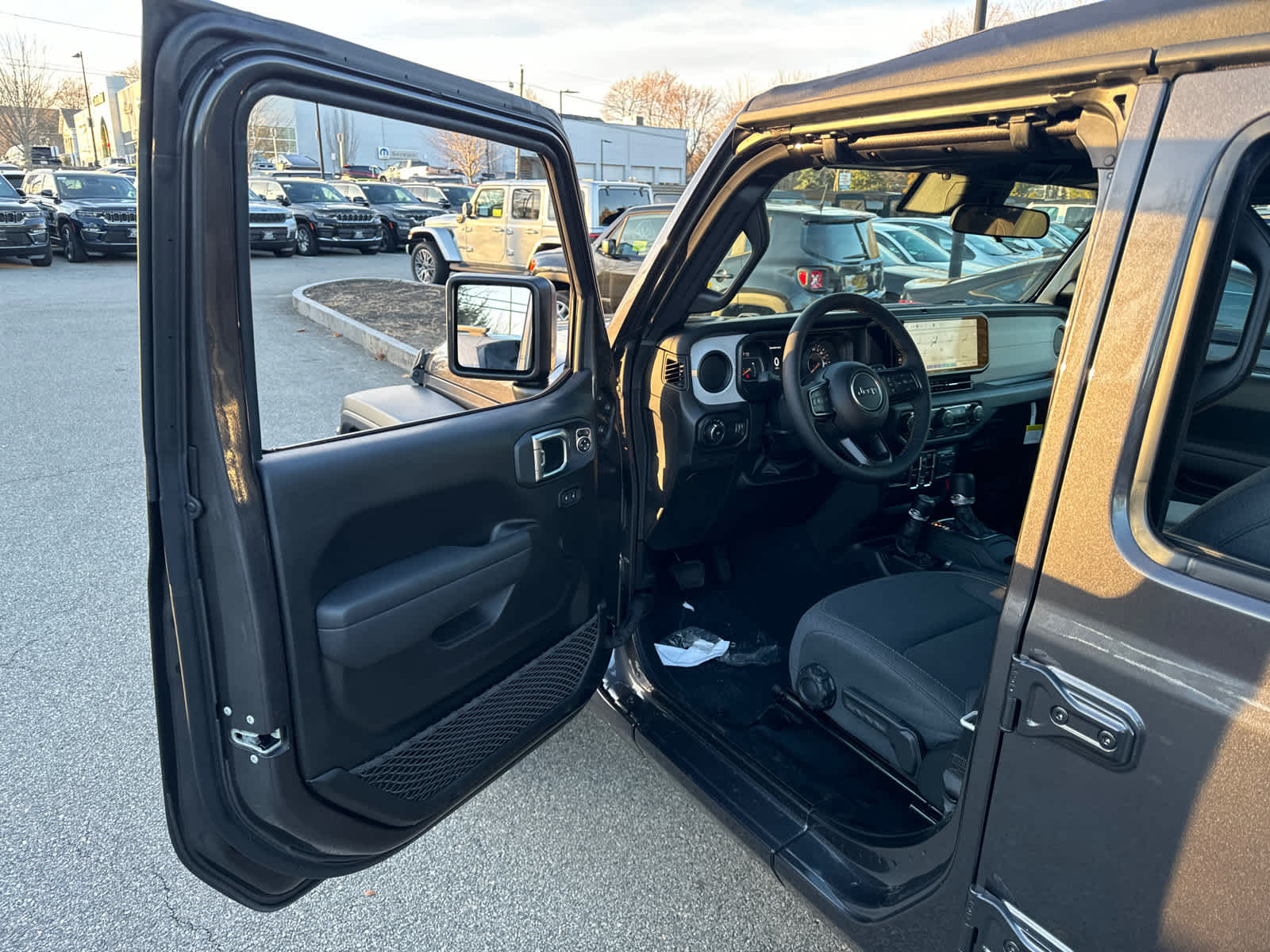 new 2025 Jeep Wrangler car, priced at $47,645