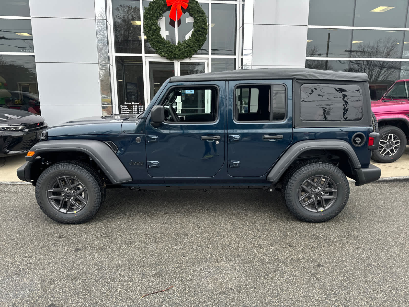 new 2025 Jeep Wrangler car, priced at $40,134