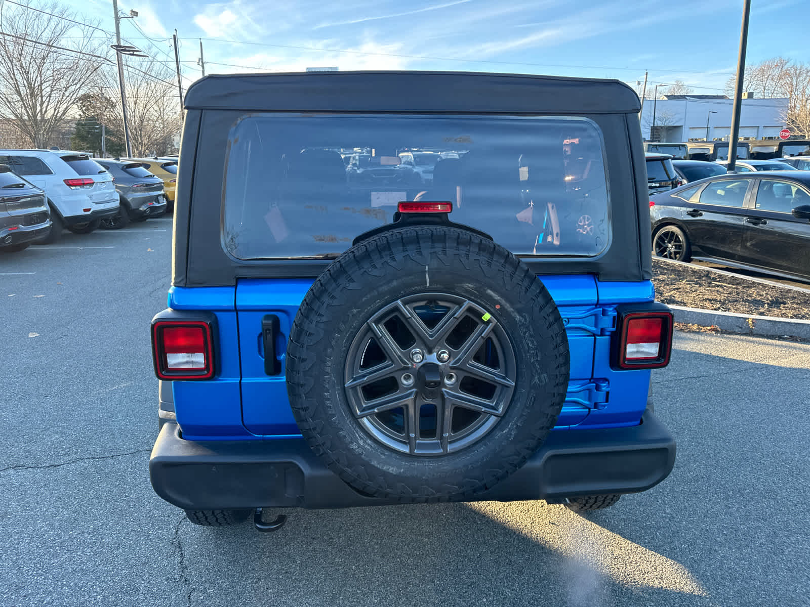 new 2025 Jeep Wrangler car, priced at $39,819