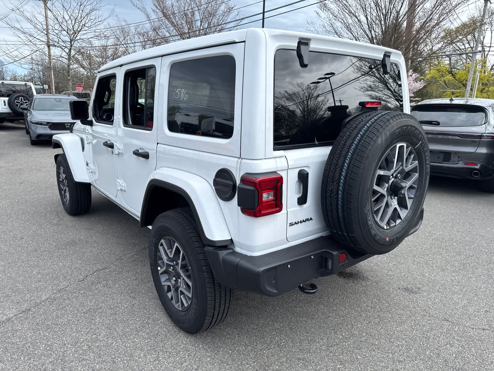new 2025 Jeep Wrangler car, priced at $53,477