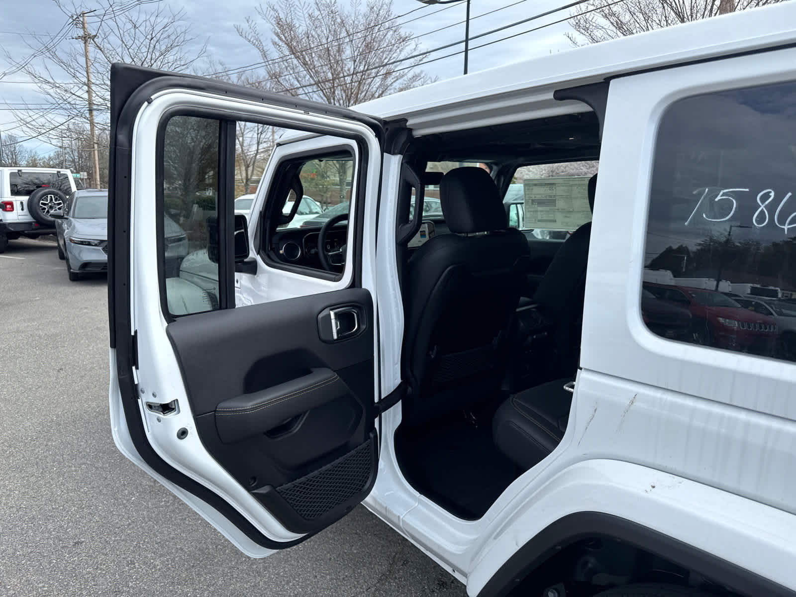 new 2025 Jeep Wrangler car, priced at $53,477