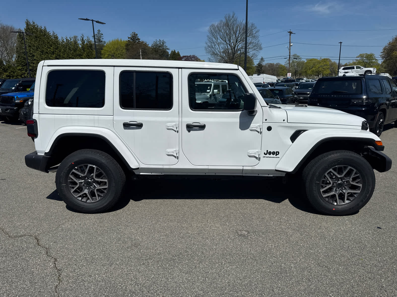 new 2025 Jeep Wrangler car, priced at $49,563
