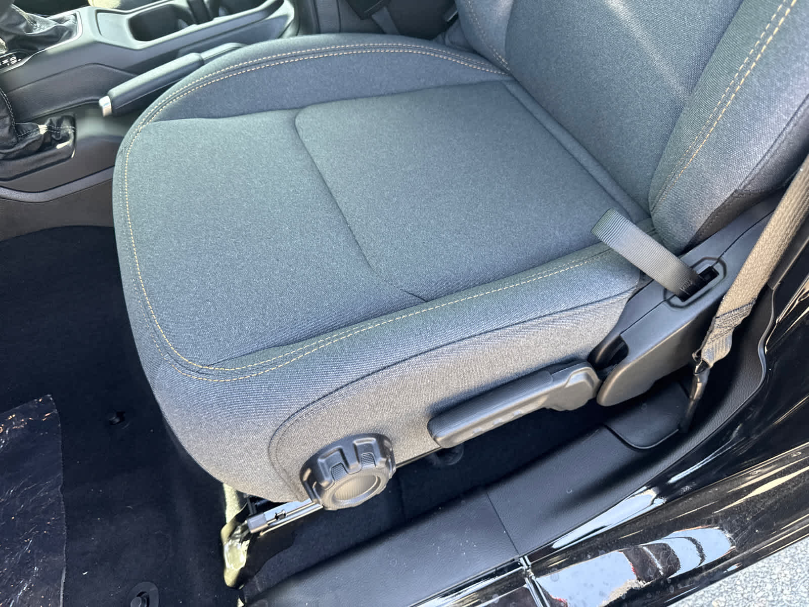 new 2025 Jeep Wrangler car, priced at $48,599