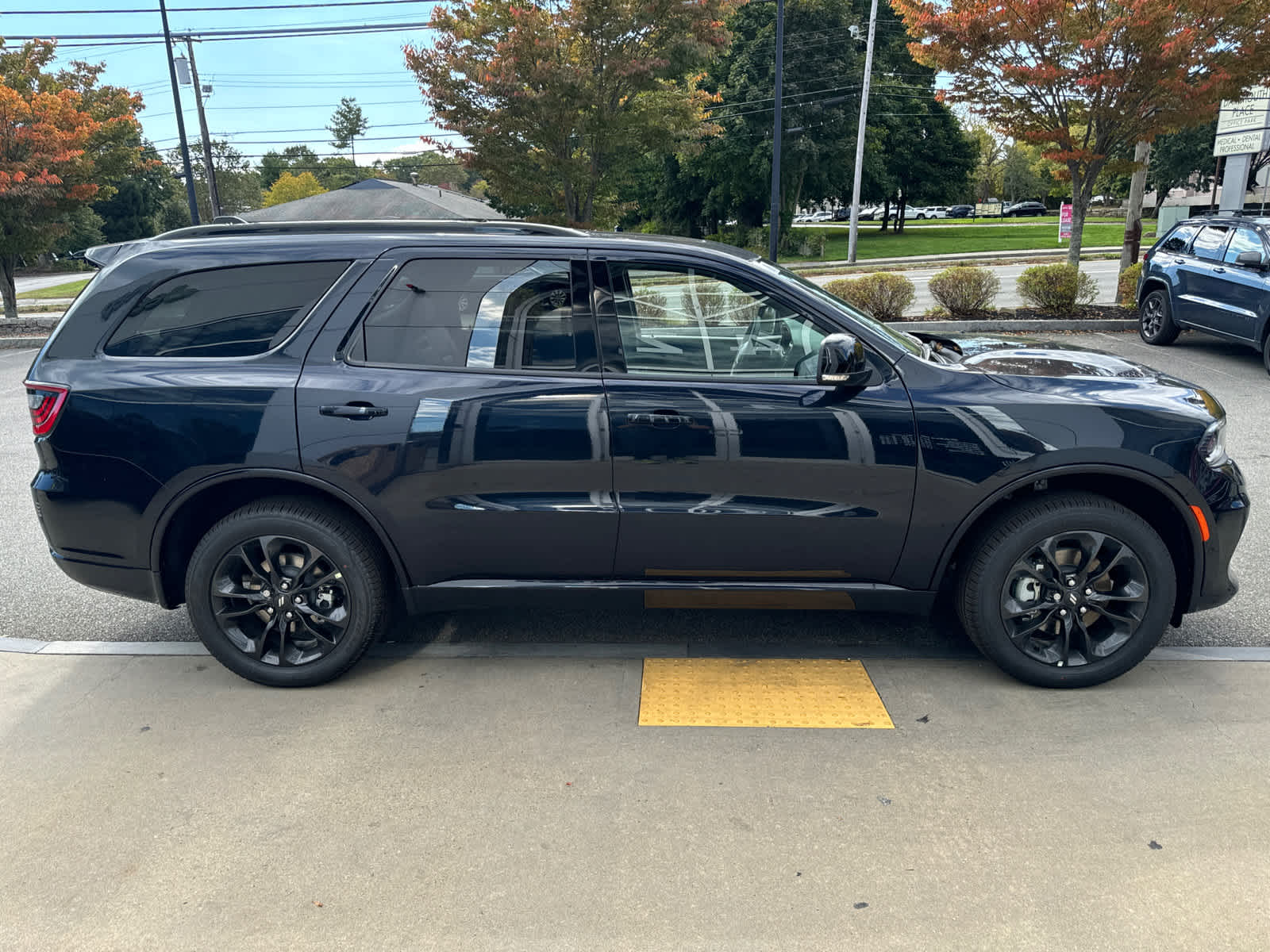 new 2025 Dodge Durango car, priced at $45,188