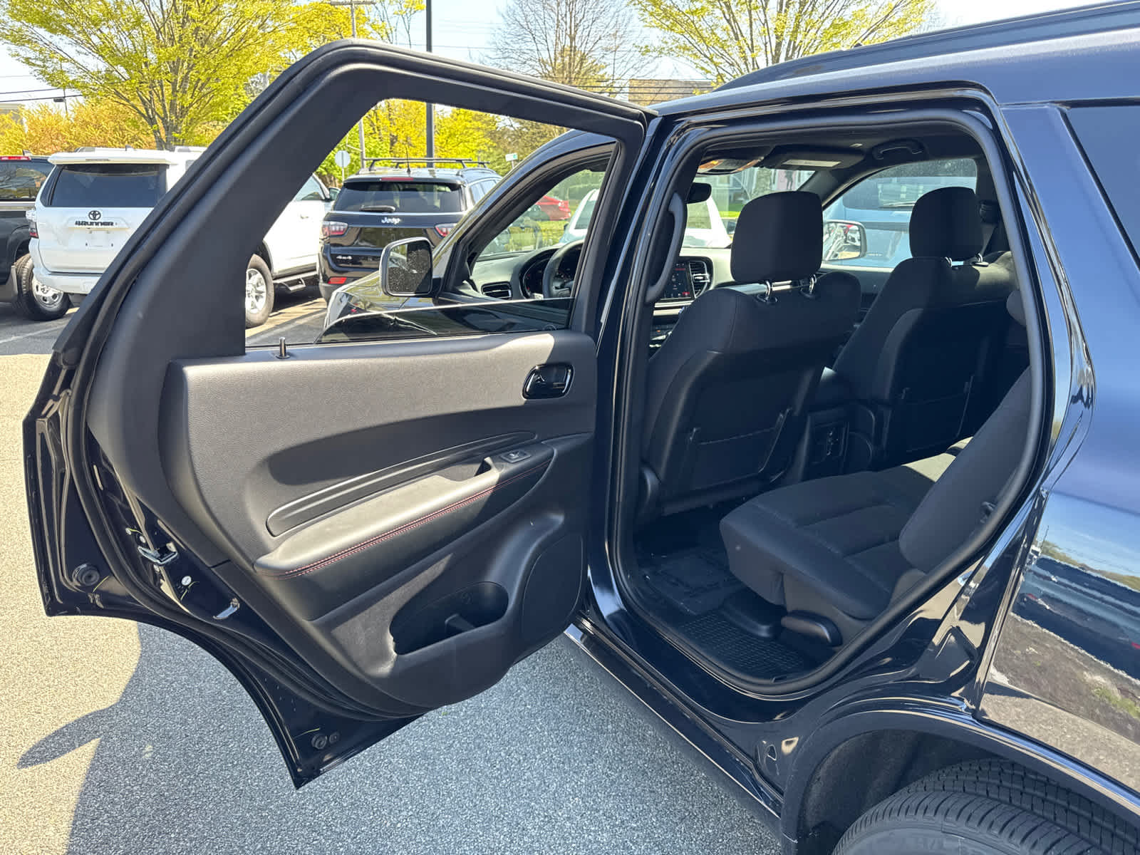 new 2025 Dodge Durango car, priced at $39,577