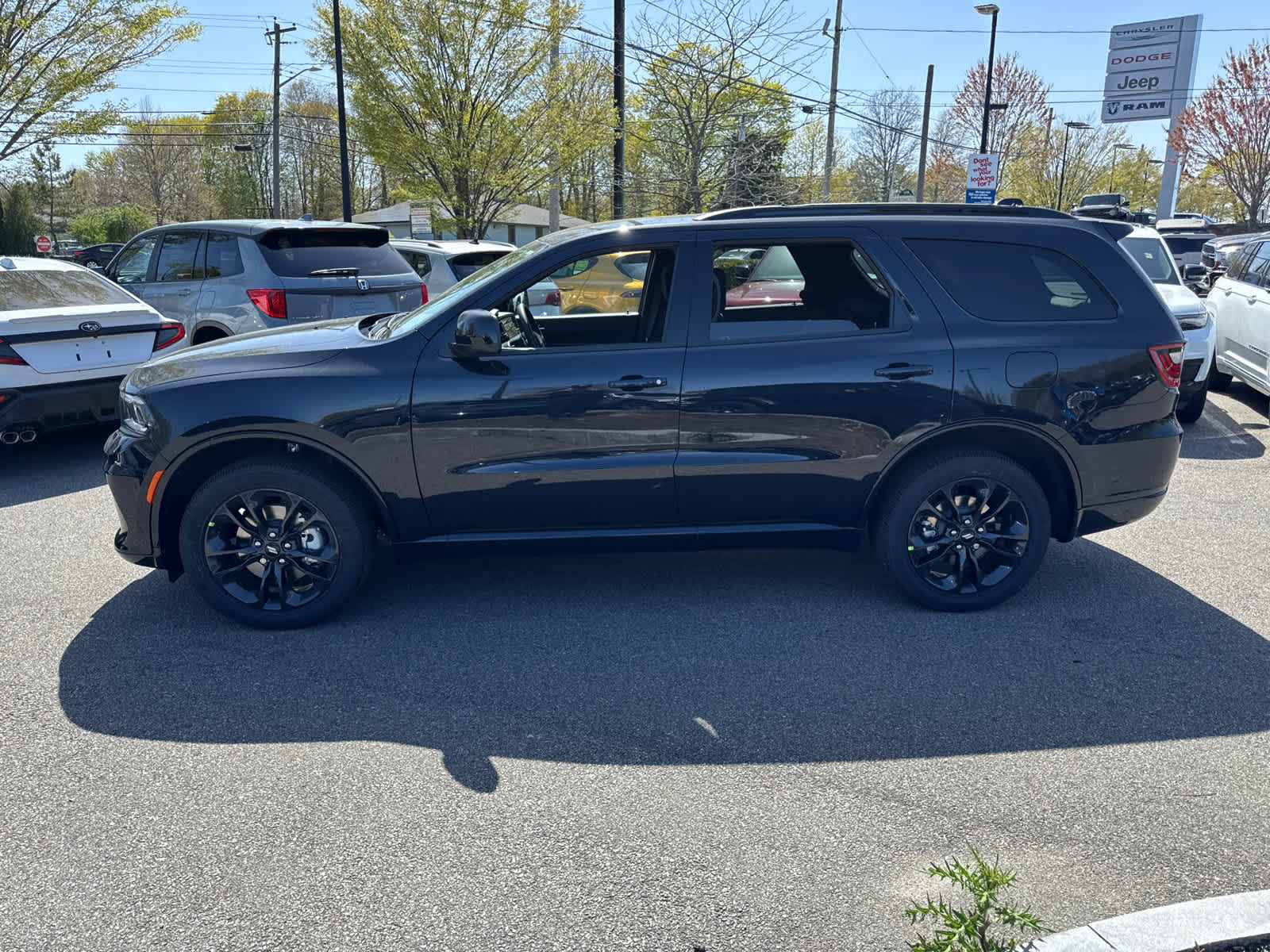 new 2025 Dodge Durango car, priced at $39,577