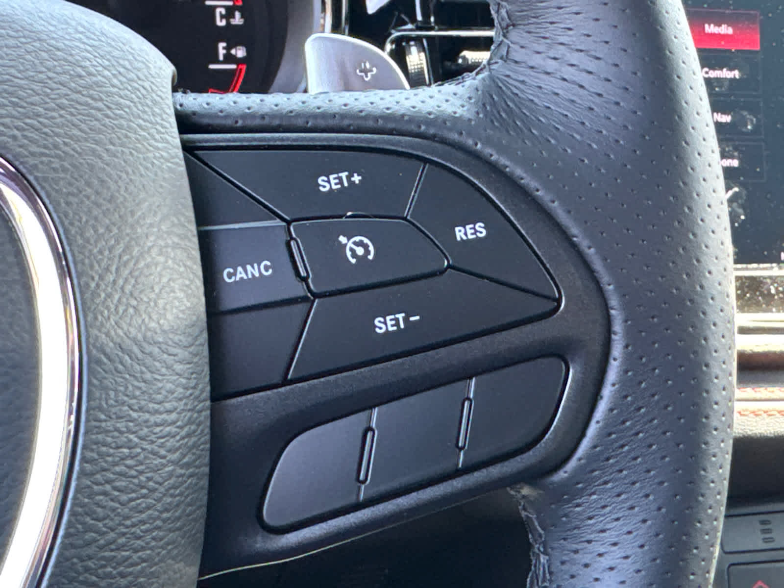 new 2025 Dodge Durango car, priced at $39,577