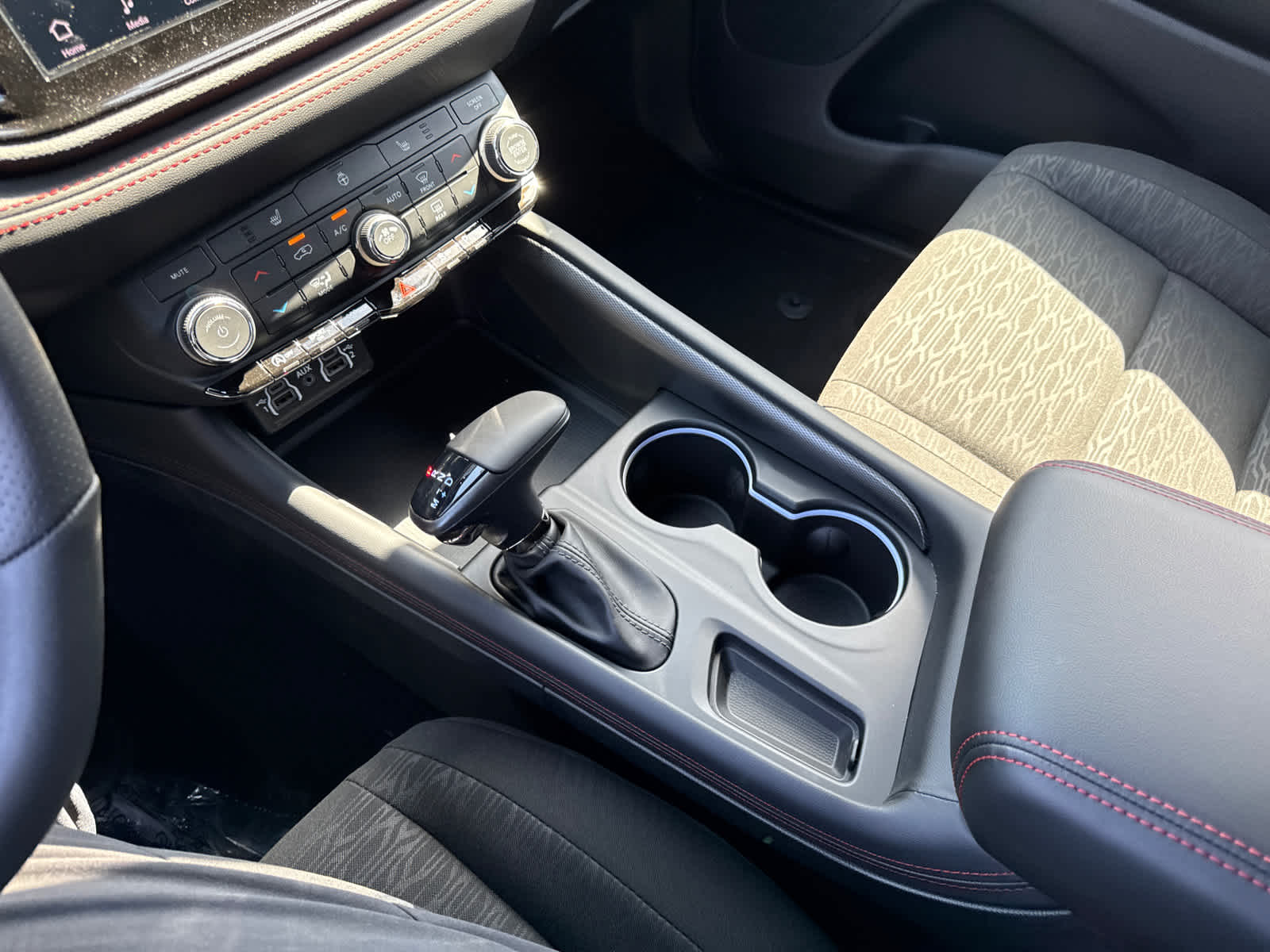 new 2025 Dodge Durango car, priced at $39,577