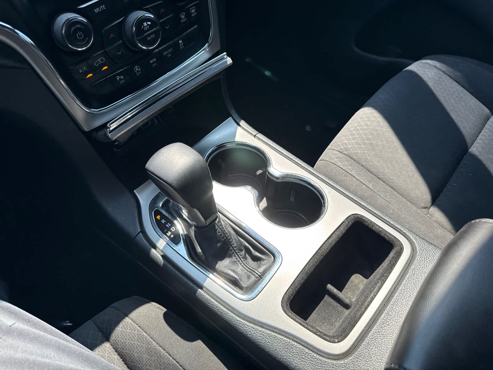 used 2018 Jeep Grand Cherokee car, priced at $16,200