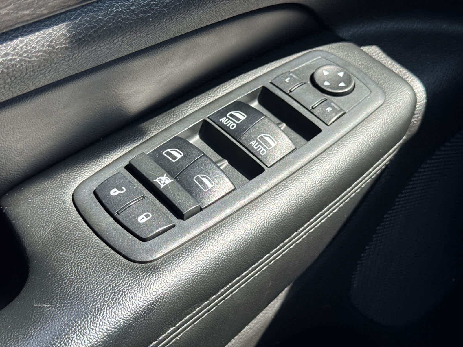 used 2018 Jeep Grand Cherokee car, priced at $16,200