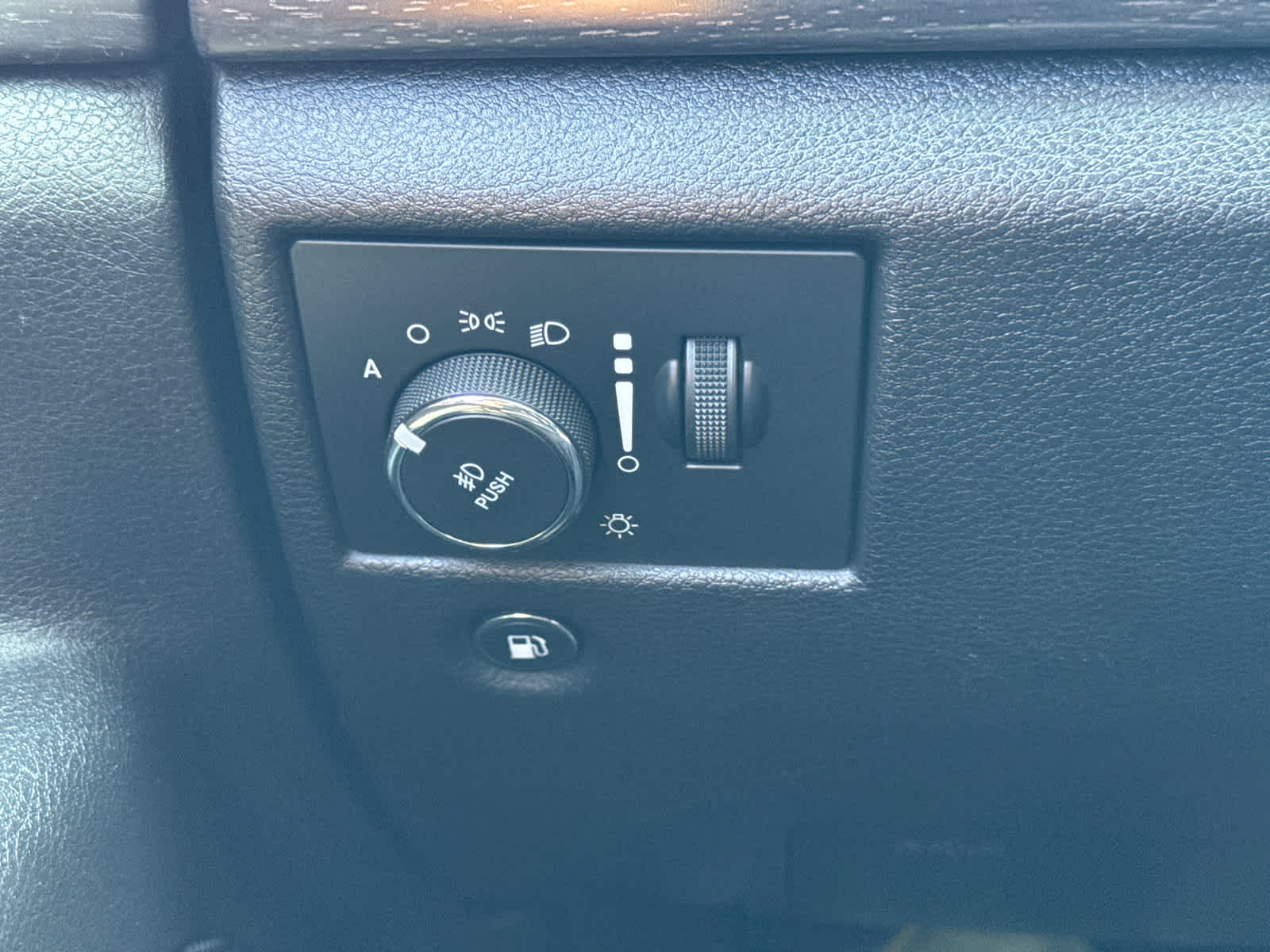 used 2018 Jeep Grand Cherokee car, priced at $16,200