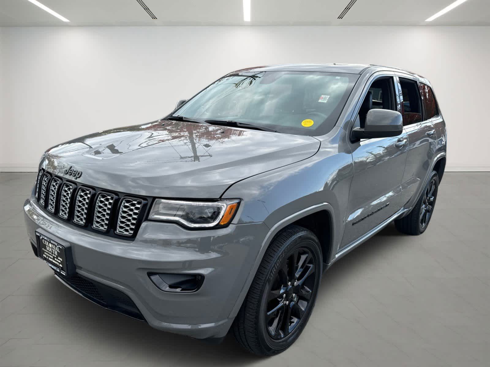 used 2022 Jeep Grand Cherokee WK car, priced at $31,900