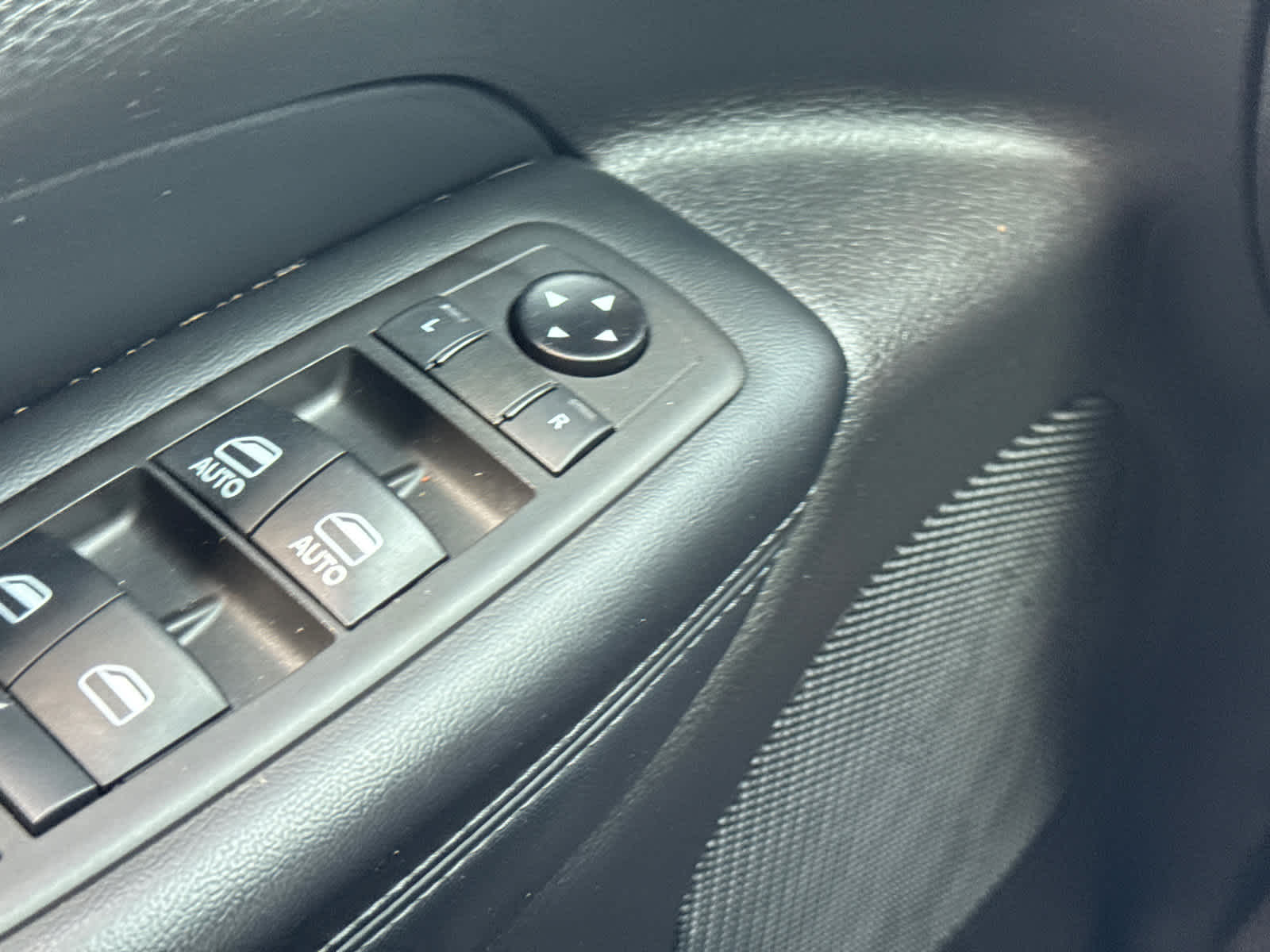 used 2021 Jeep Grand Cherokee car, priced at $26,900