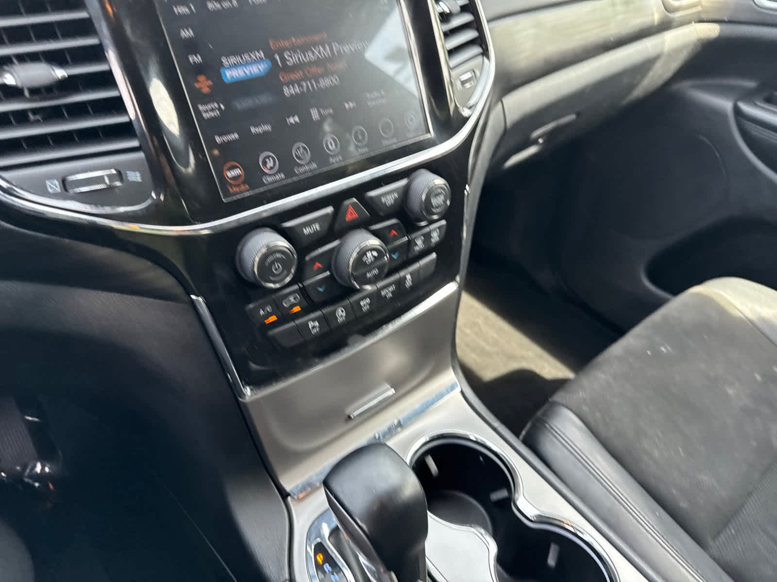 used 2021 Jeep Grand Cherokee car, priced at $26,900