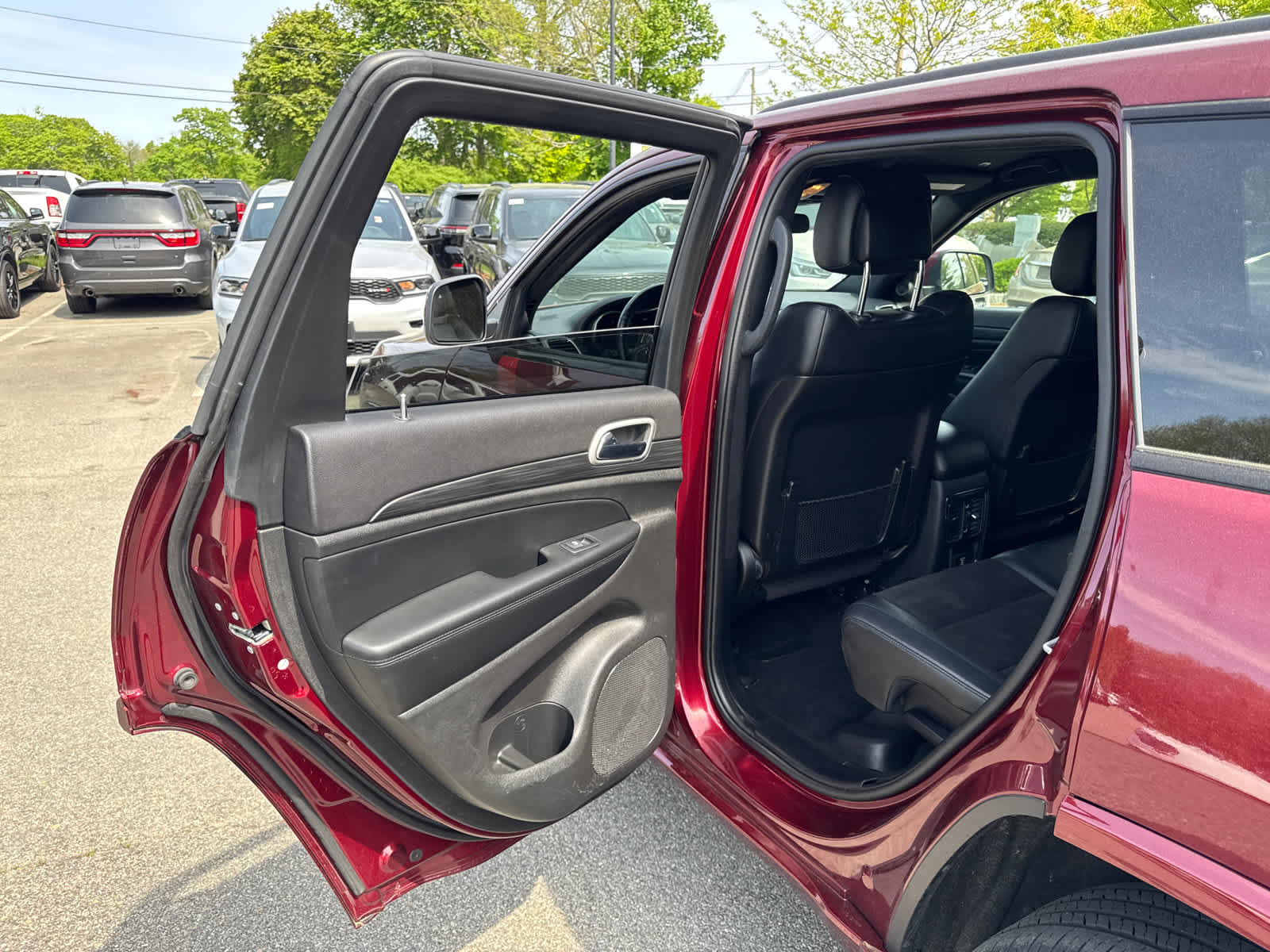 used 2021 Jeep Grand Cherokee car, priced at $26,900