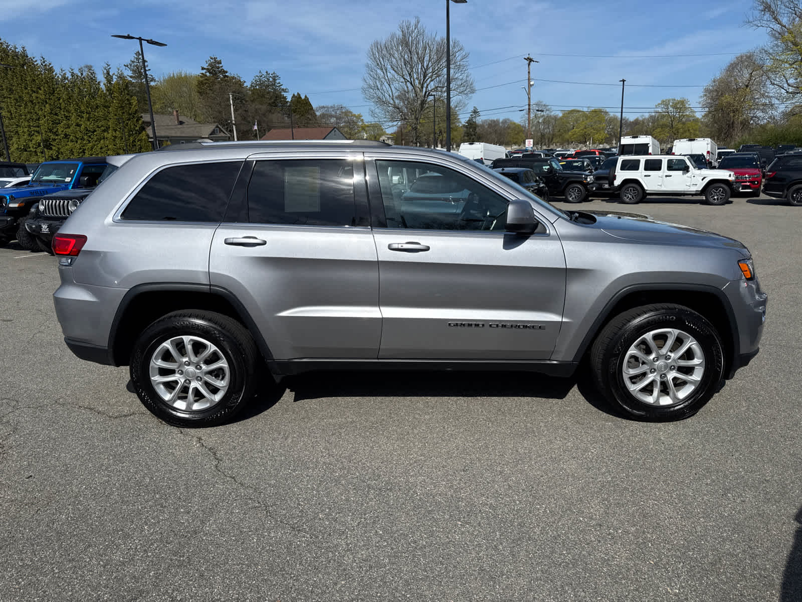 used 2021 Jeep Grand Cherokee car, priced at $20,999