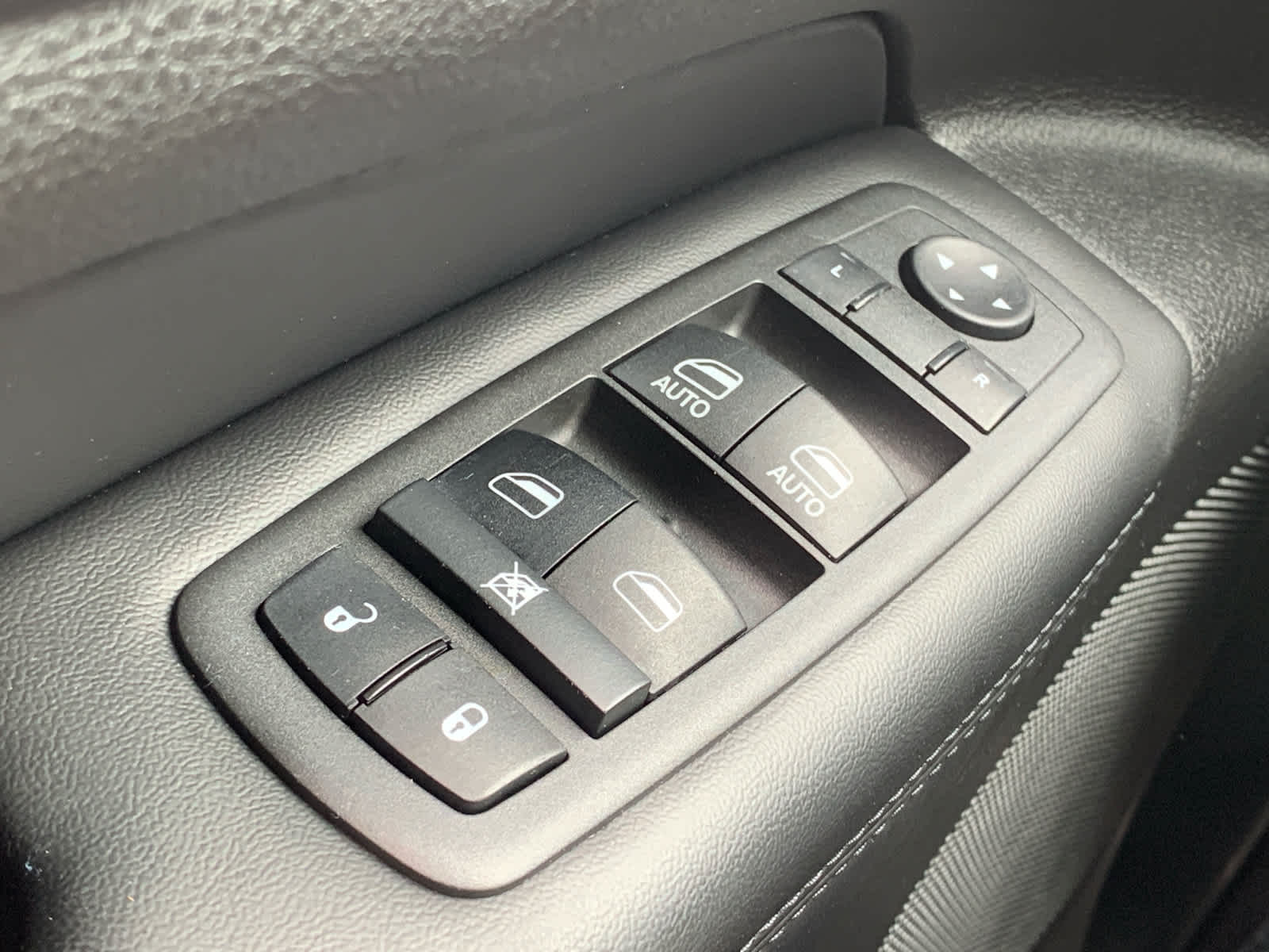 used 2022 Jeep Grand Cherokee WK car, priced at $29,975