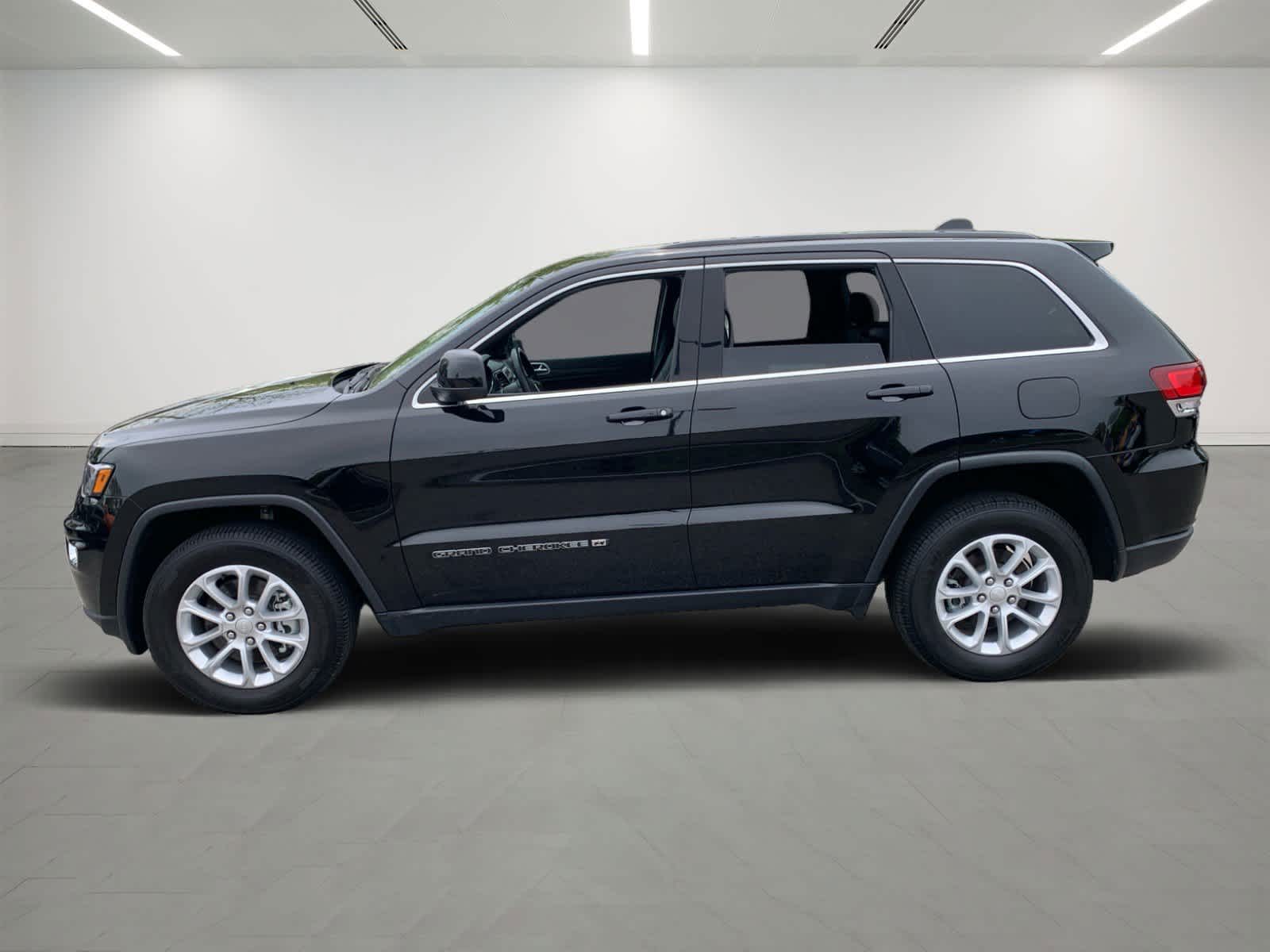 used 2022 Jeep Grand Cherokee WK car, priced at $29,975