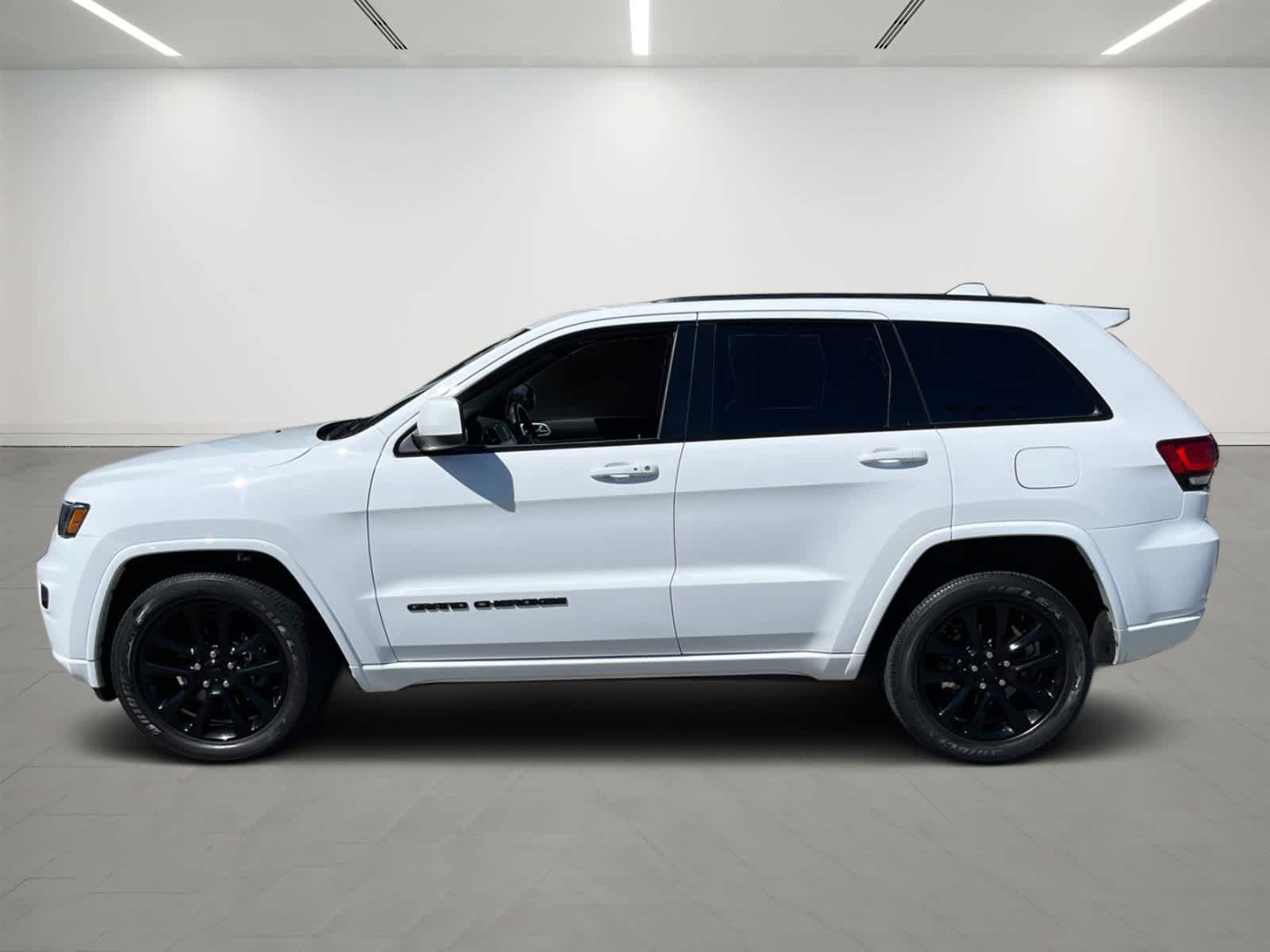 used 2020 Jeep Grand Cherokee car, priced at $27,986