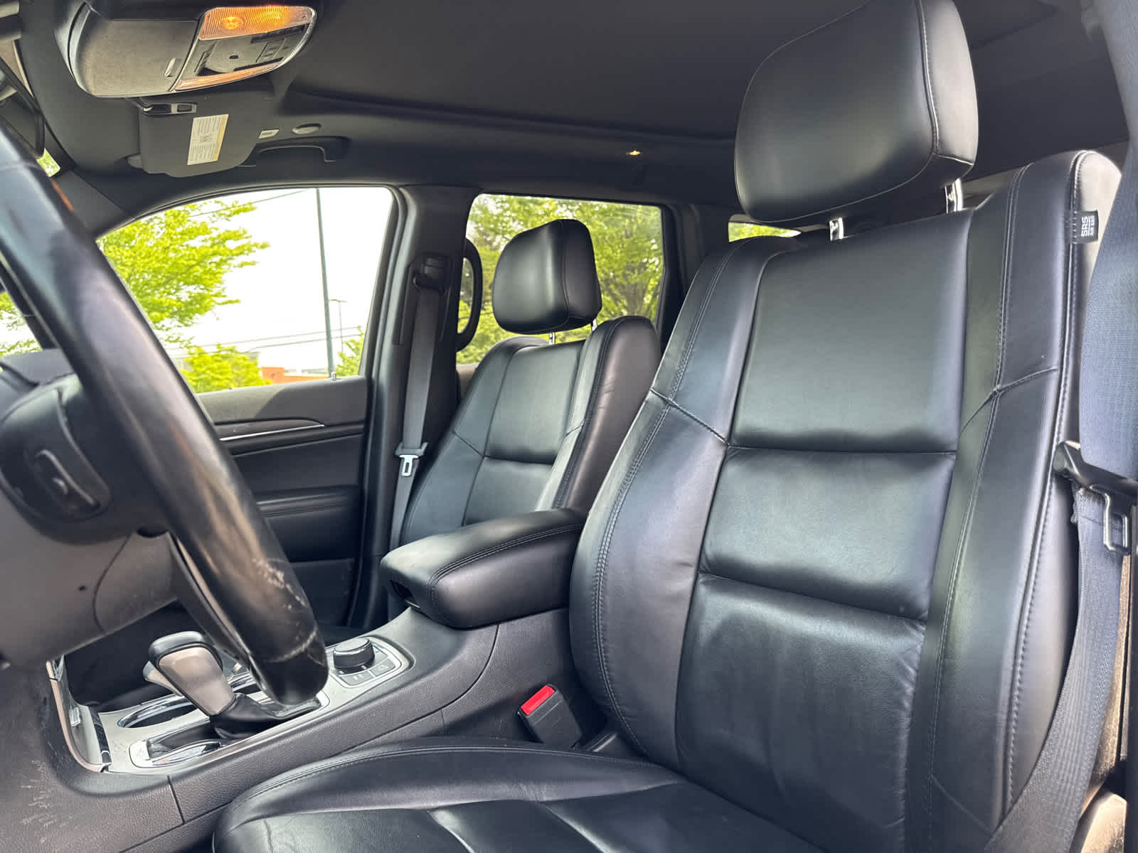 used 2021 Jeep Grand Cherokee car, priced at $21,900
