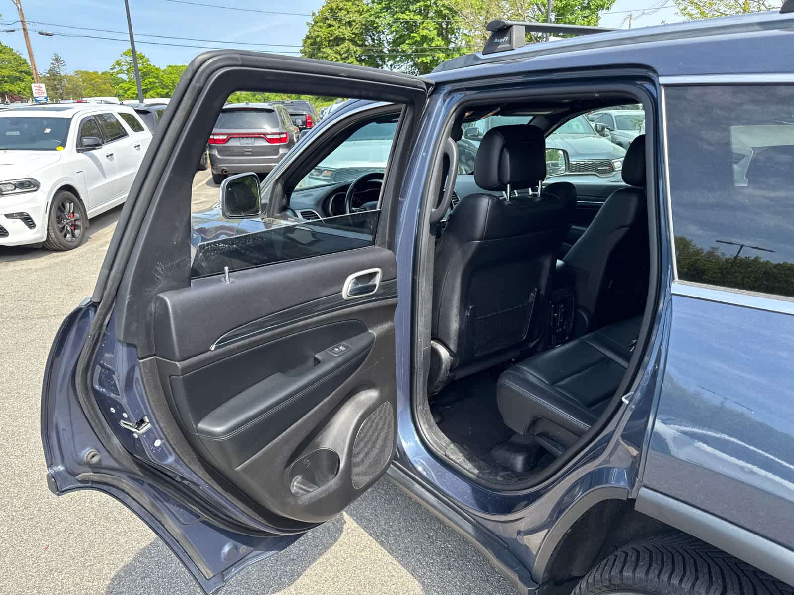 used 2021 Jeep Grand Cherokee car, priced at $21,900