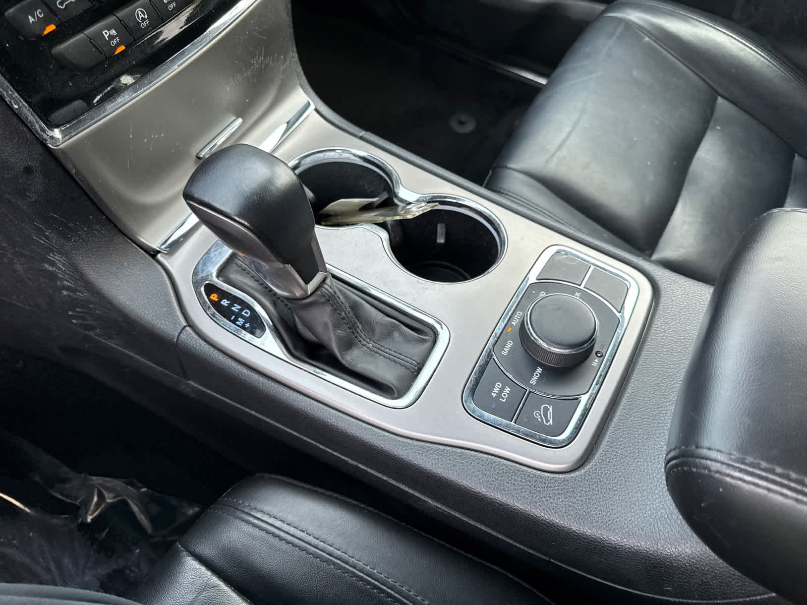 used 2021 Jeep Grand Cherokee car, priced at $21,900