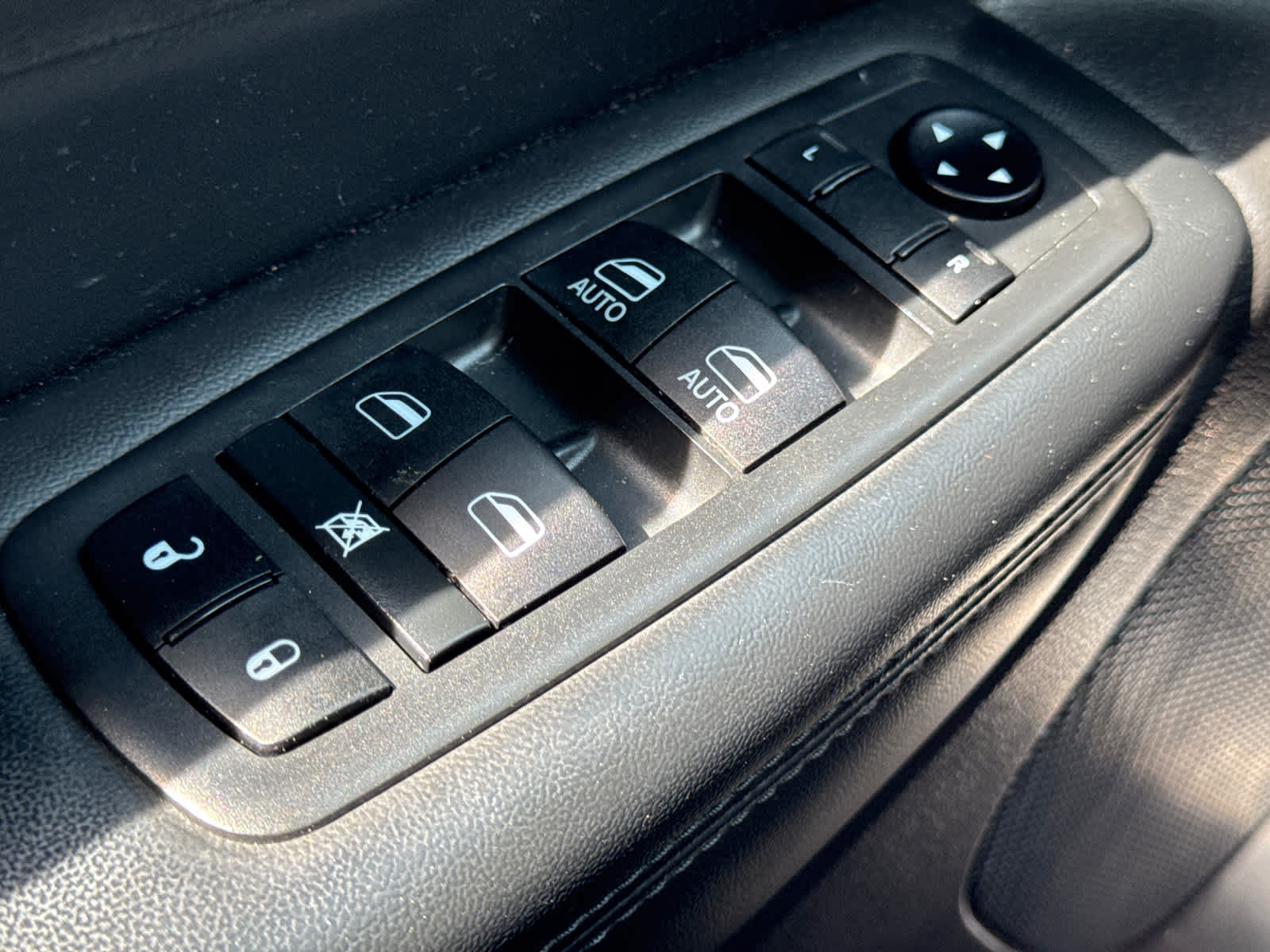 used 2021 Jeep Grand Cherokee car, priced at $21,900