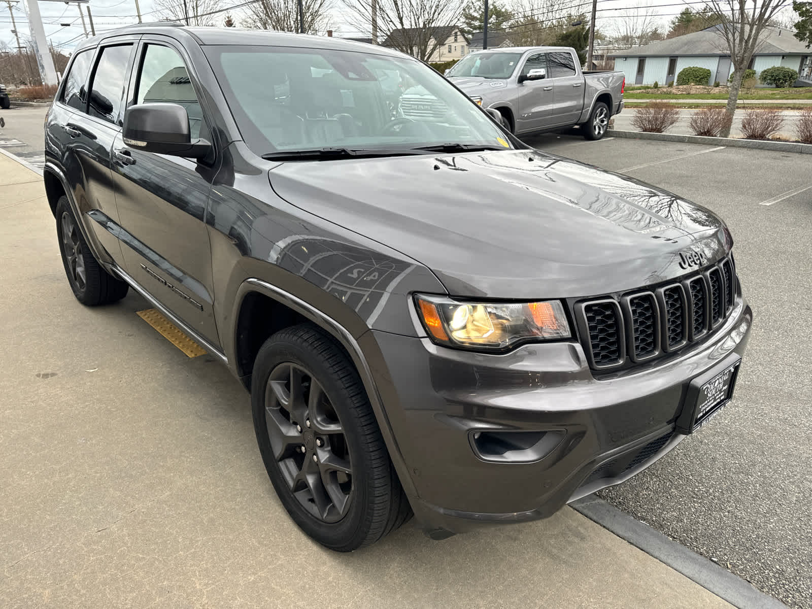 used 2021 Jeep Grand Cherokee car, priced at $34,400