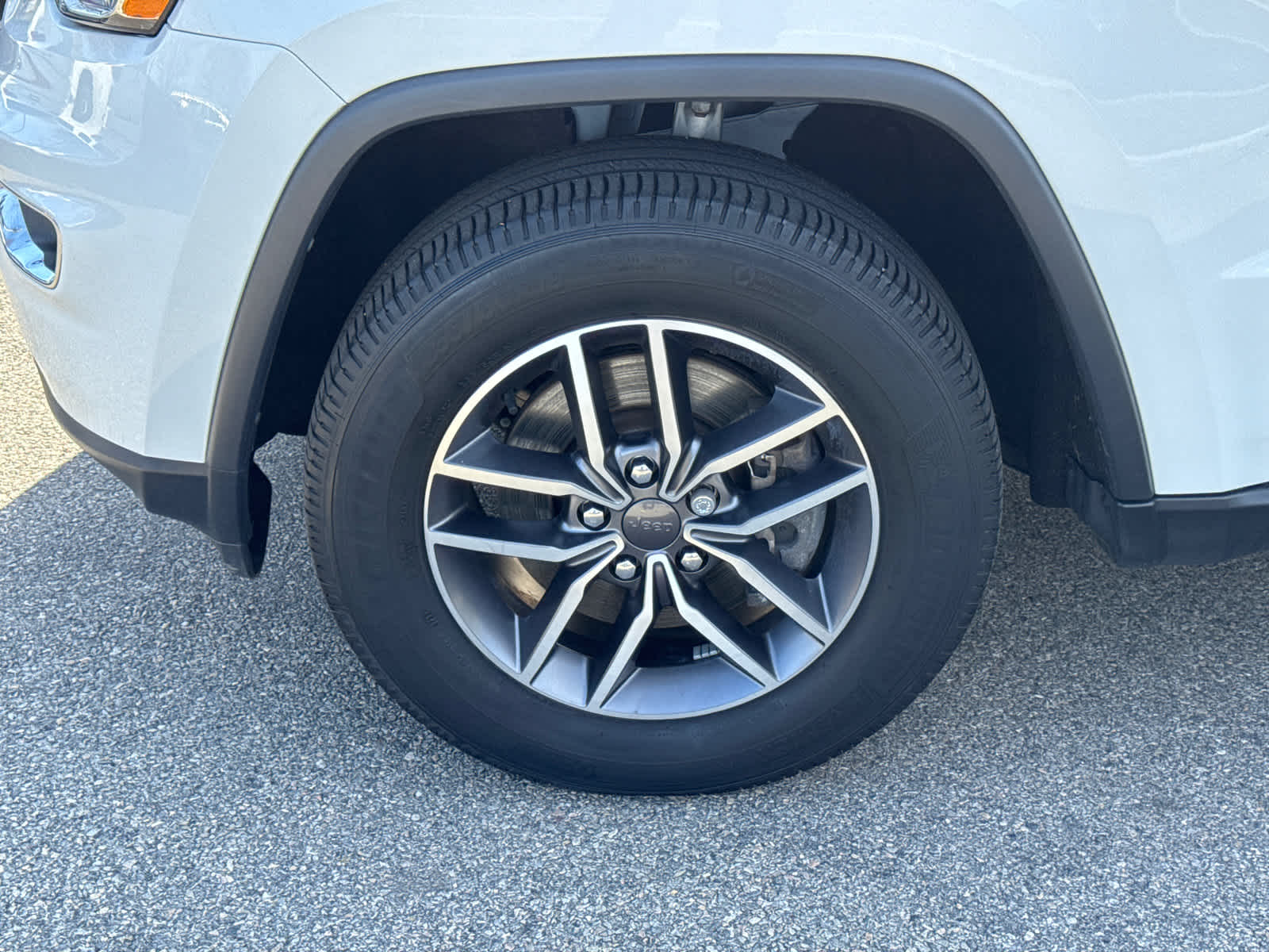 used 2022 Jeep Grand Cherokee WK car, priced at $27,400
