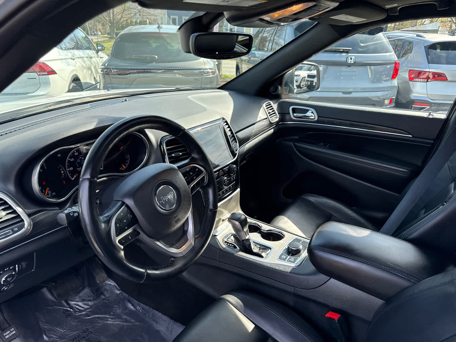 used 2022 Jeep Grand Cherokee WK car, priced at $27,400