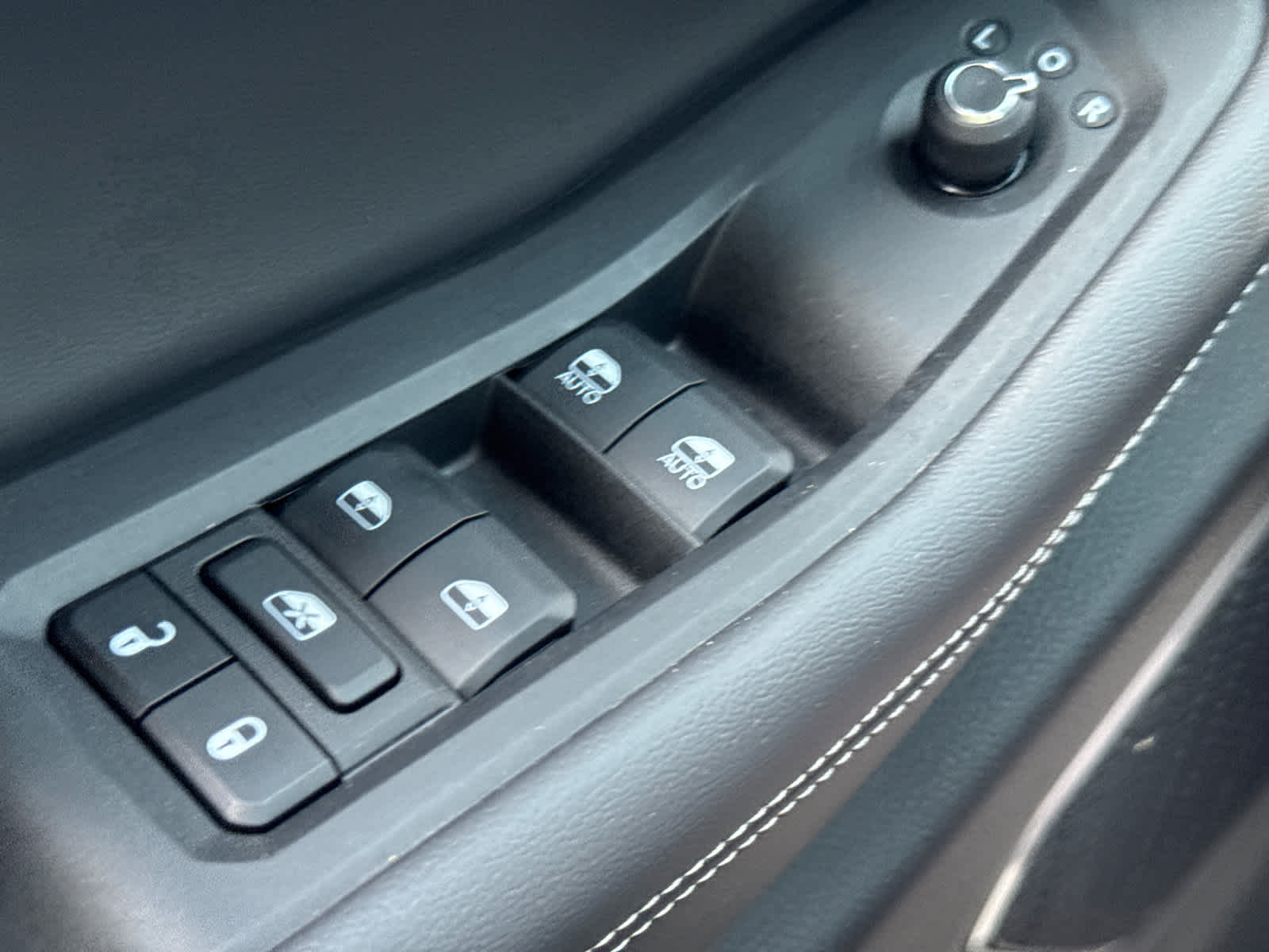 used 2022 Jeep Grand Cherokee car, priced at $31,505