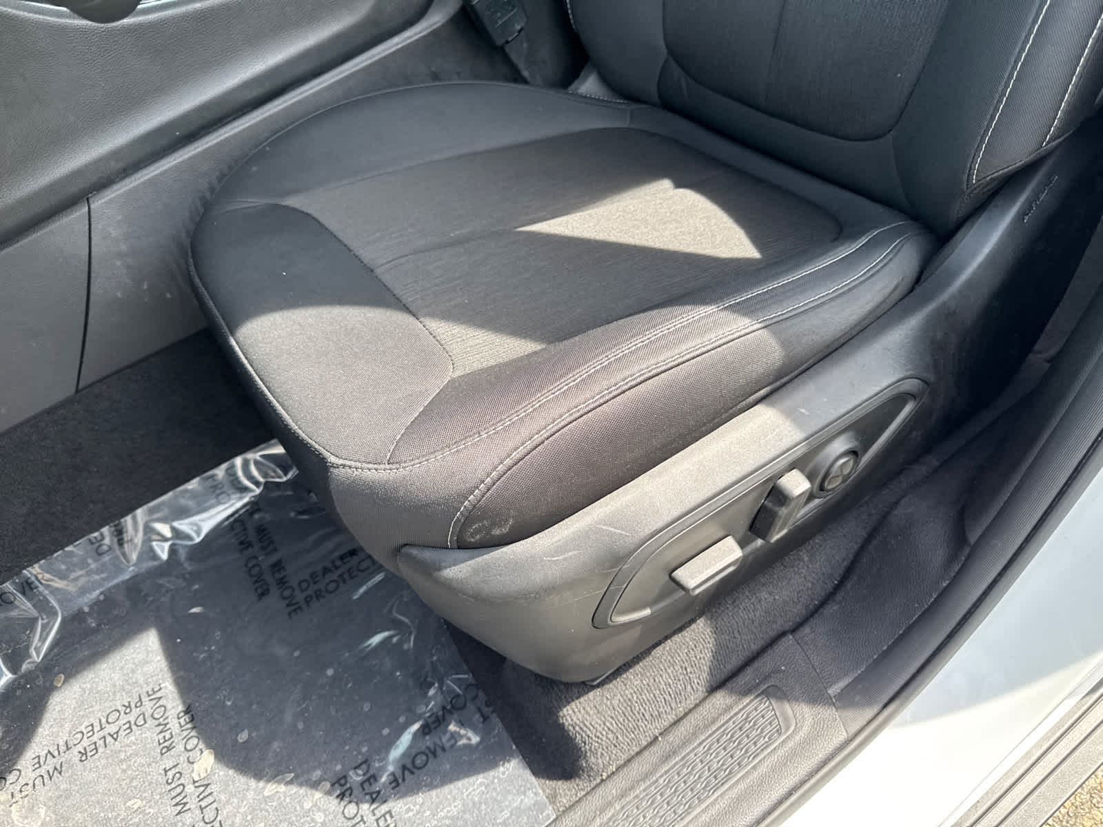 used 2022 Jeep Grand Cherokee car, priced at $31,505